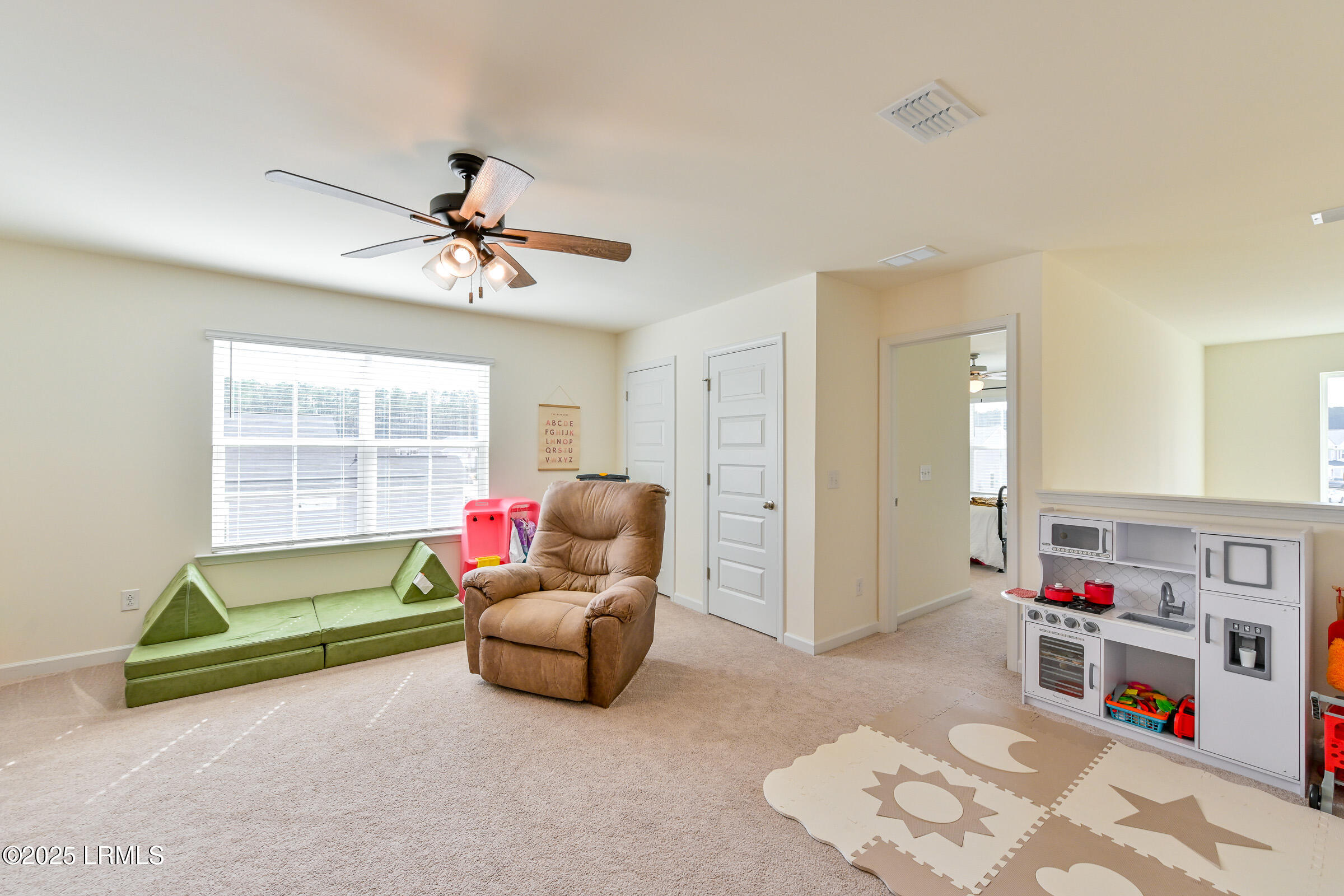 Bluffton, South Carolina 29910, United States, 4 Bedrooms Bedrooms, ,3 BathroomsBathrooms,Residential,Active,6565