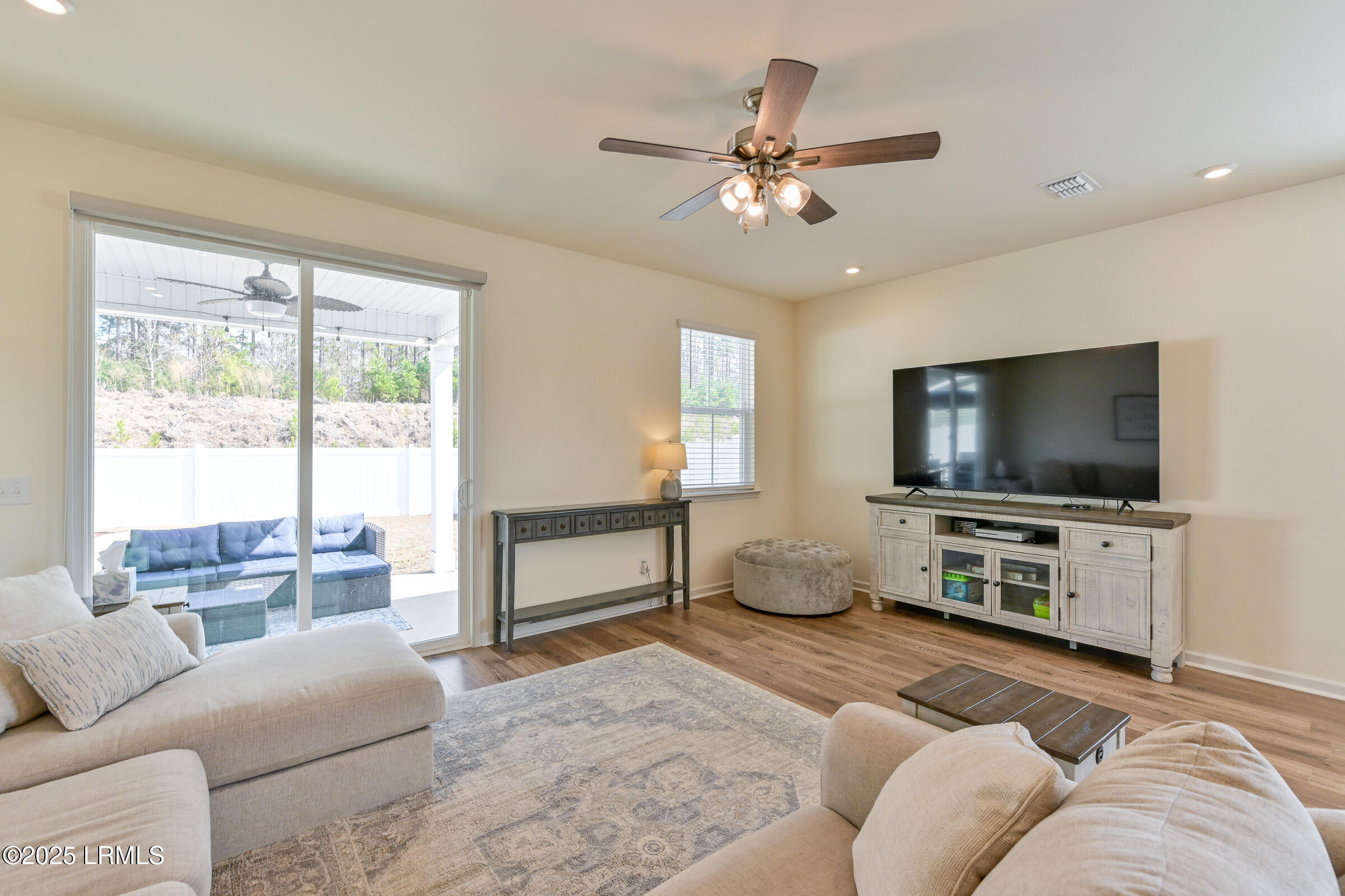 Bluffton, South Carolina 29910, United States, 4 Bedrooms Bedrooms, ,3 BathroomsBathrooms,Residential,Active,6565