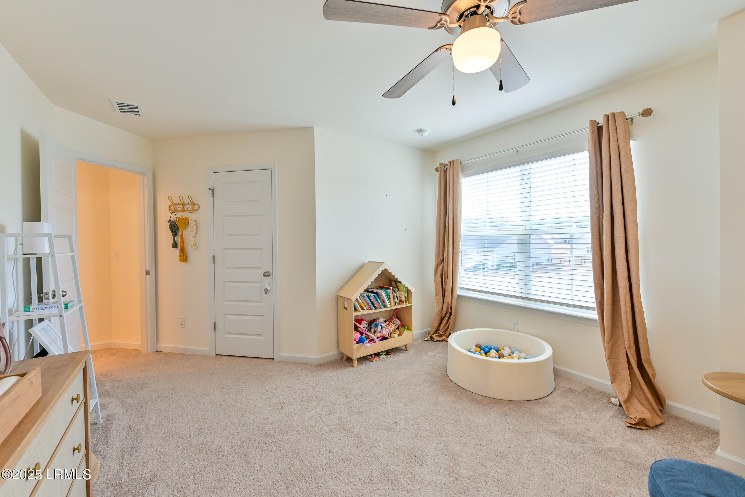 Bluffton, South Carolina 29910, United States, 4 Bedrooms Bedrooms, ,3 BathroomsBathrooms,Residential,Active,6565