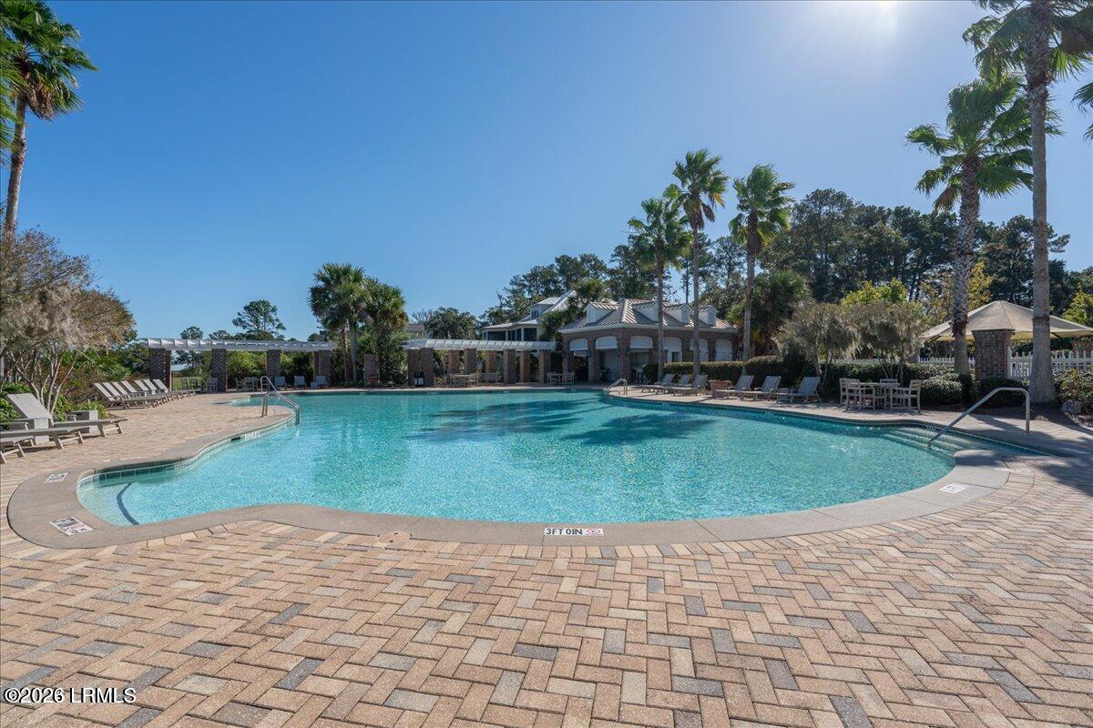 2 Woodland Ridge Circle