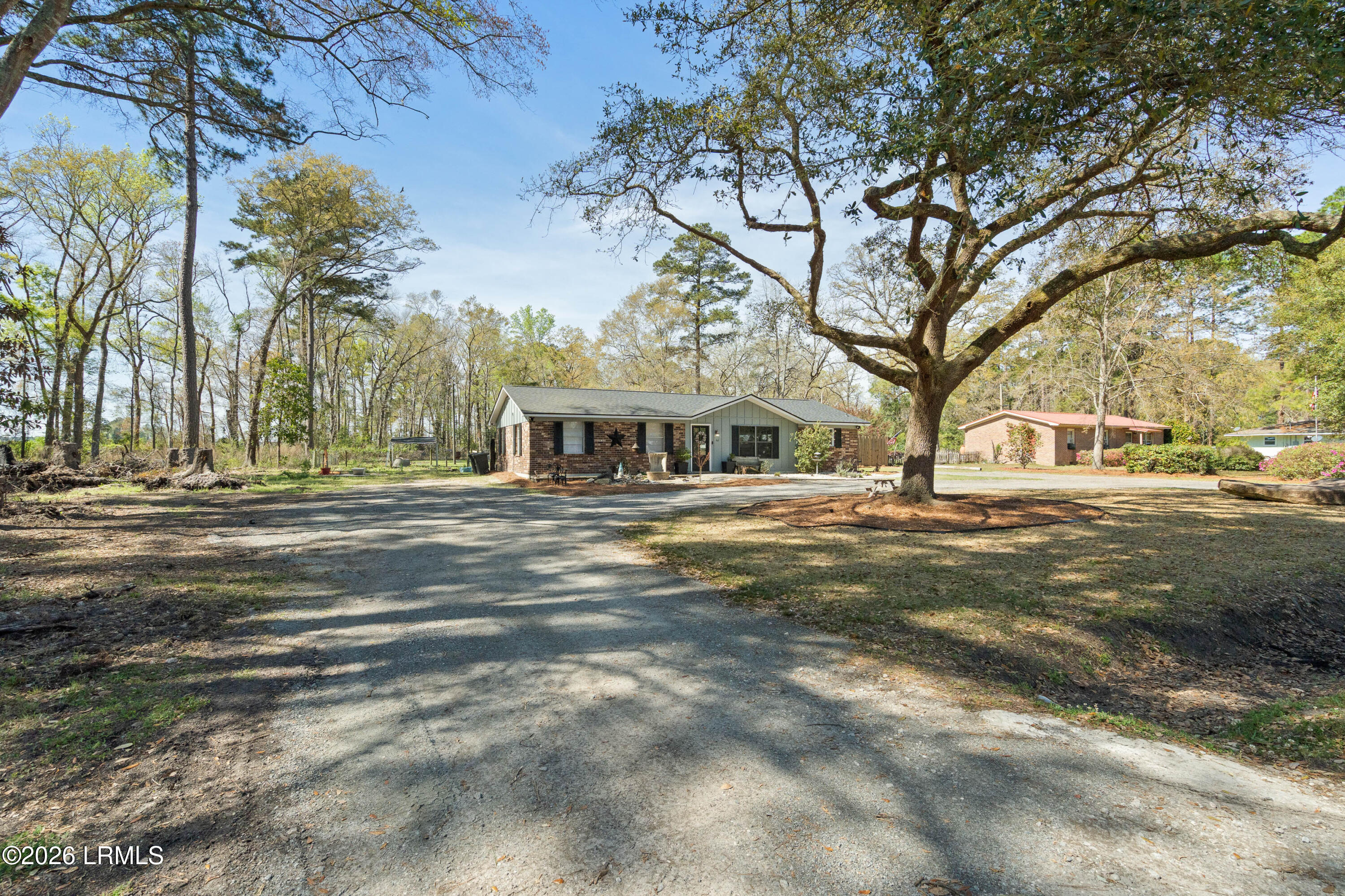 162 Dove Street