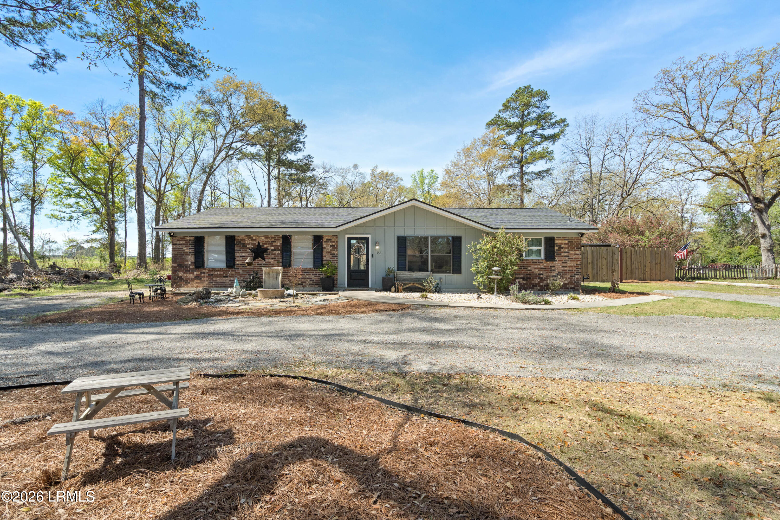 162 Dove Street
