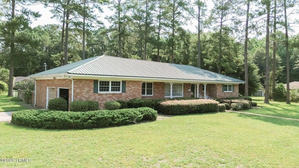 1508 LOCUST ST W, HAMPTON, SC 29924 - Image b17b345f78f8ff4aec4d2e2abe00007c/547223848