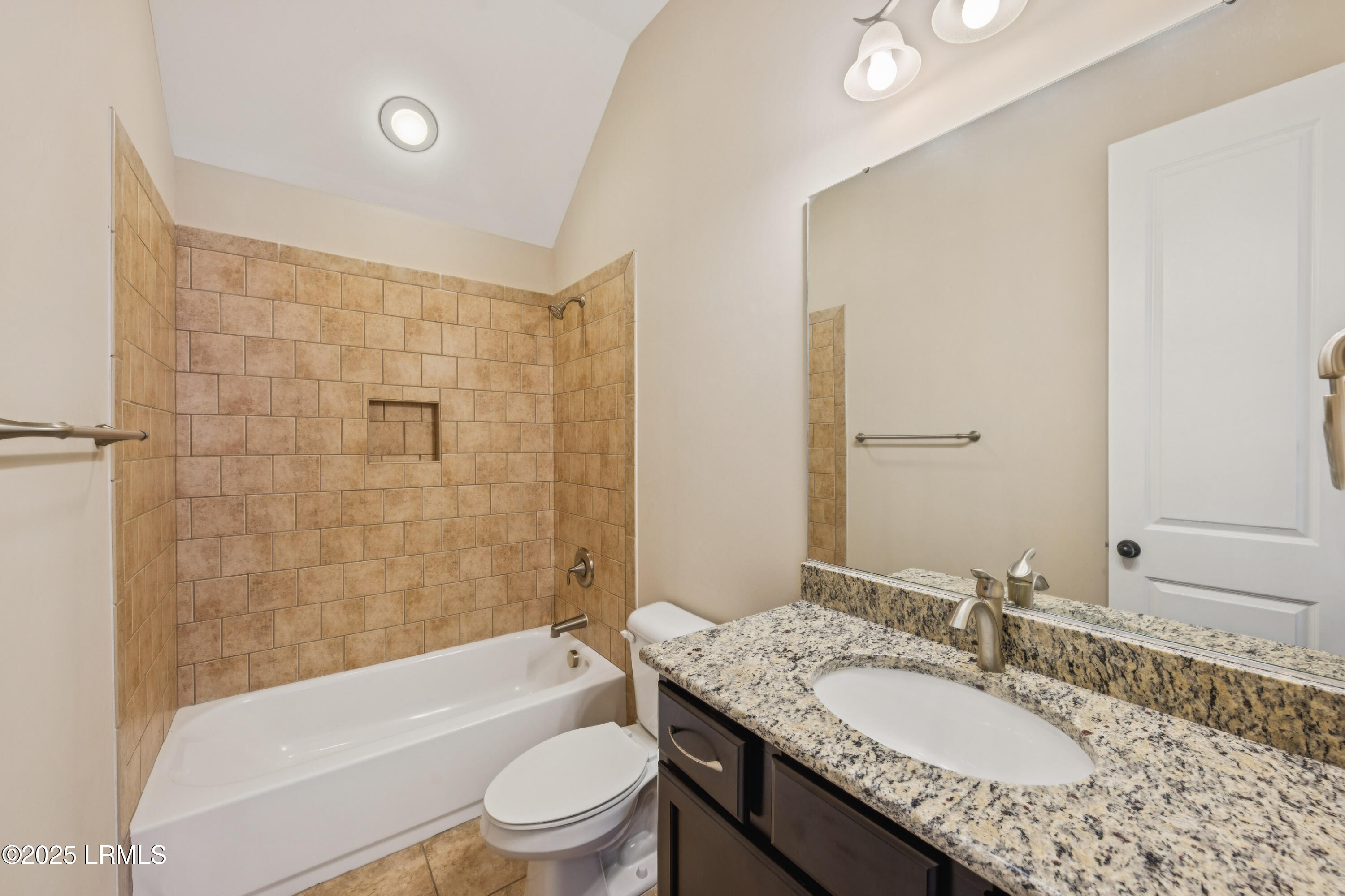 Bluffton, South Carolina 29910, United States, 2 Bedrooms Bedrooms, ,2 BathroomsBathrooms,Residential,Active,147629