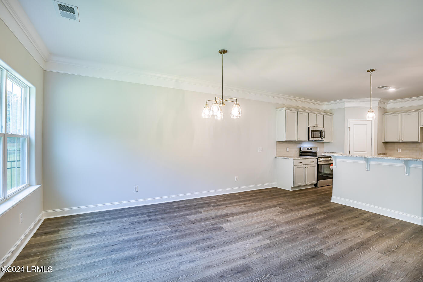 Ridgeland, South Carolina 29936, United States, 4 Bedrooms Bedrooms, ,3 BathroomsBathrooms,Residential,Pending,69780