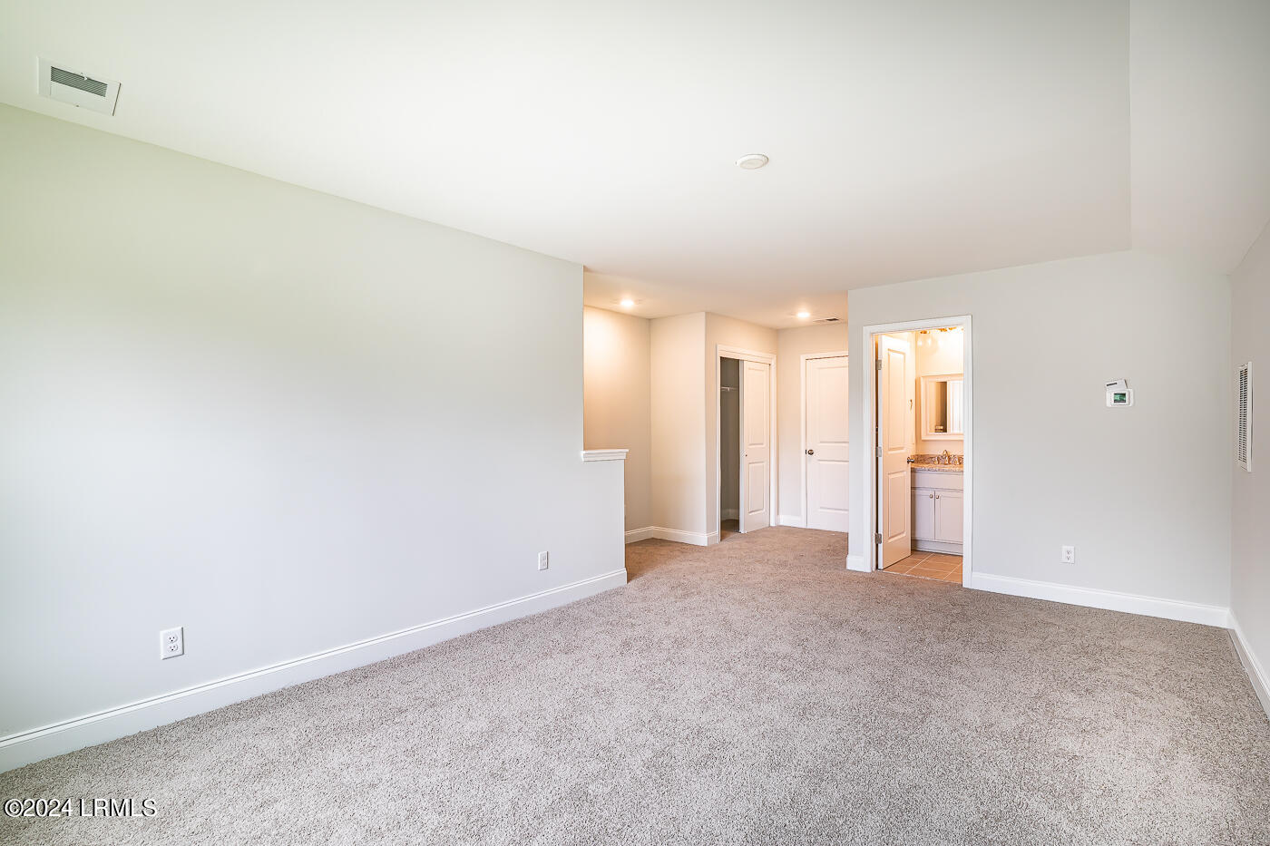 Ridgeland, South Carolina 29936, United States, 4 Bedrooms Bedrooms, ,3 BathroomsBathrooms,Residential,Pending,69780