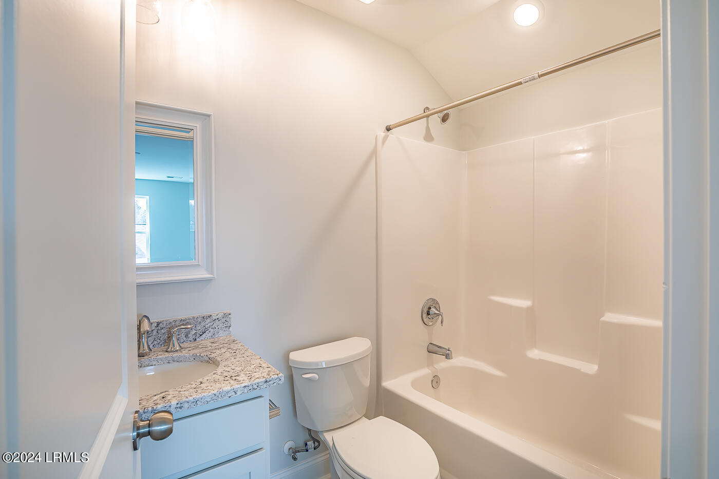 Ridgeland, South Carolina 29936, United States, 4 Bedrooms Bedrooms, ,3 BathroomsBathrooms,Residential,Pending,69780