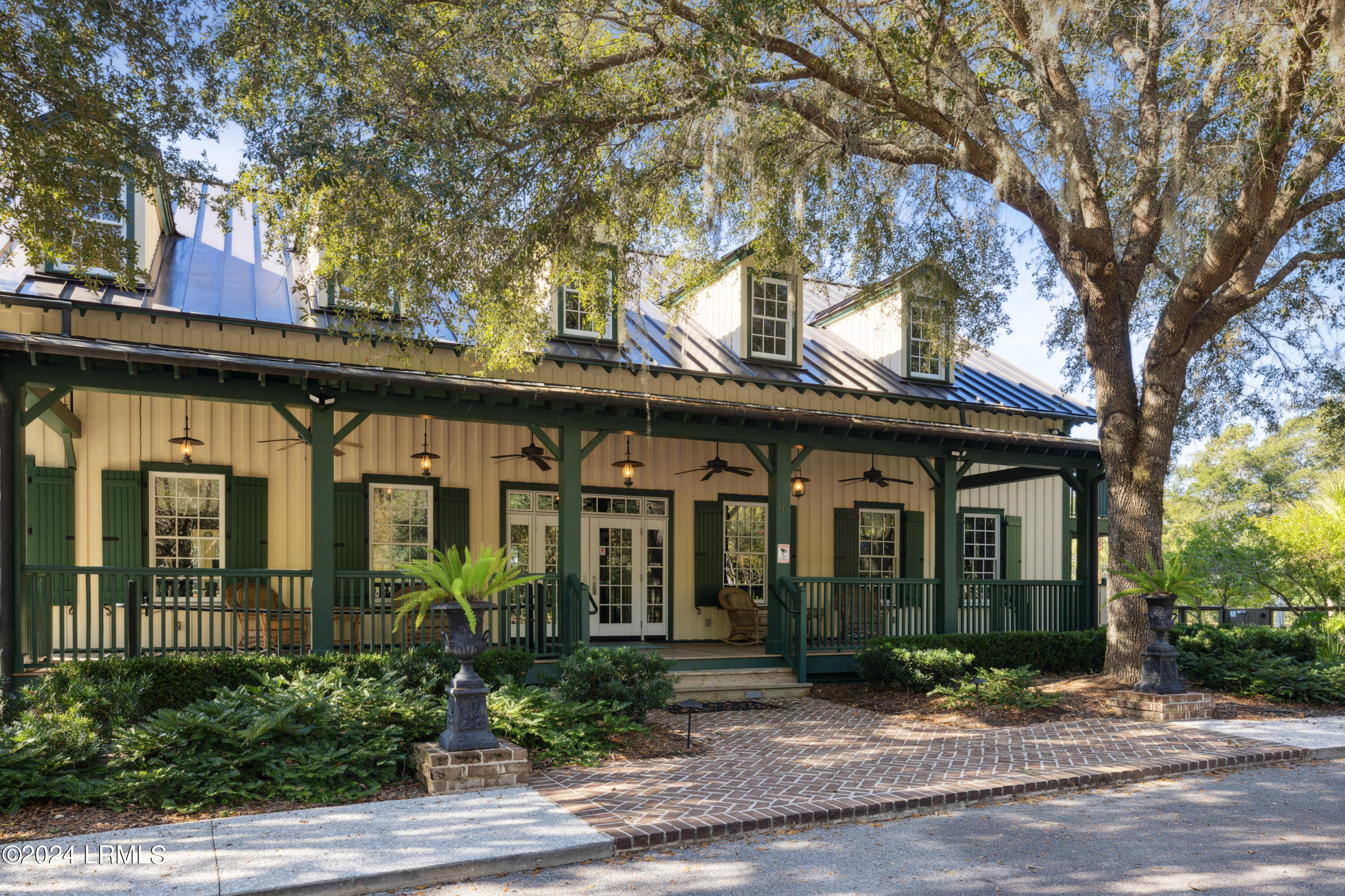 Seabrook, South Carolina 29940, United States, 5 Bedrooms Bedrooms, ,5 BathroomsBathrooms,Residential,Active,37456