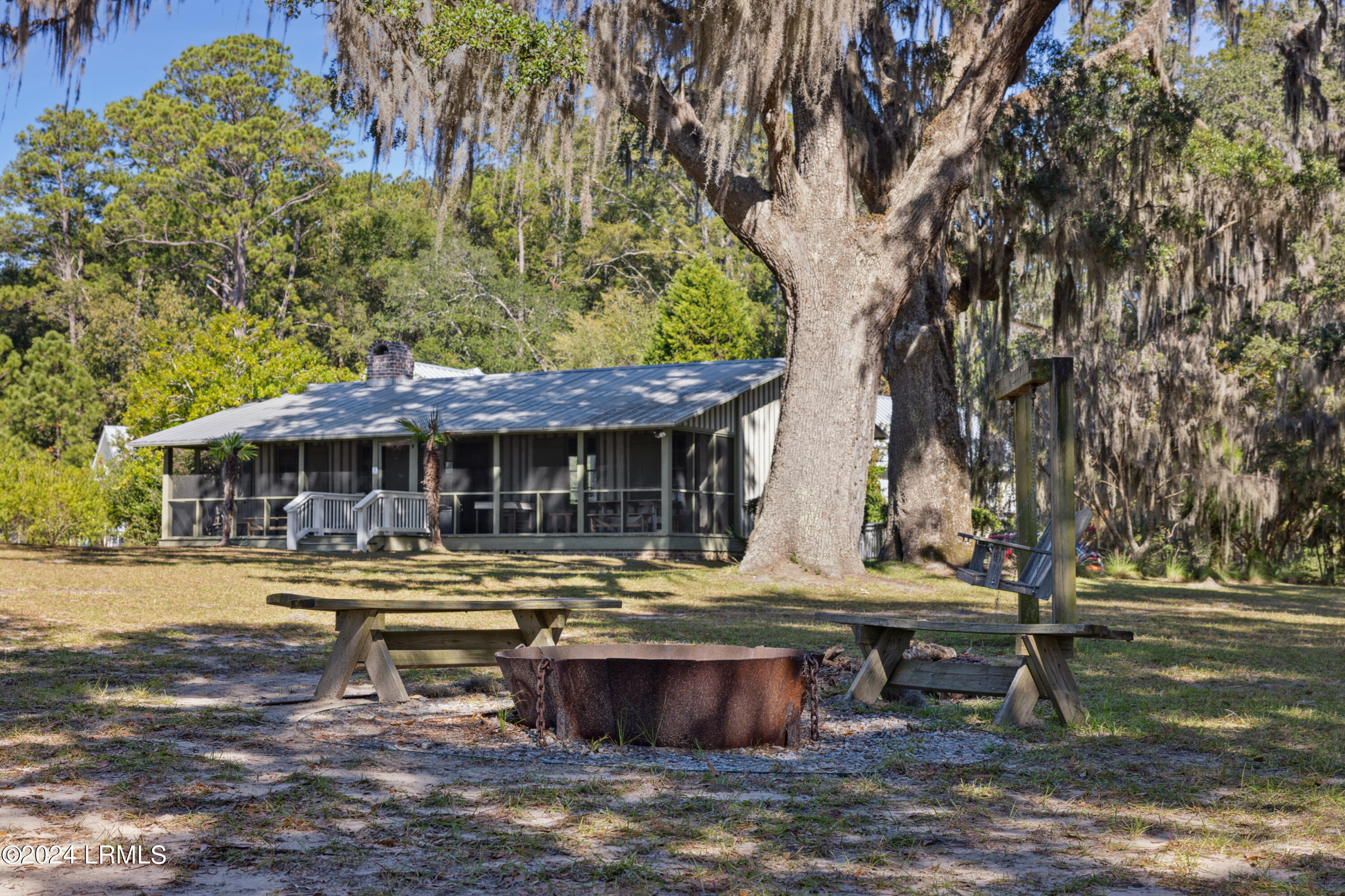 Seabrook, South Carolina 29940, United States, 5 Bedrooms Bedrooms, ,5 BathroomsBathrooms,Residential,Active,37456