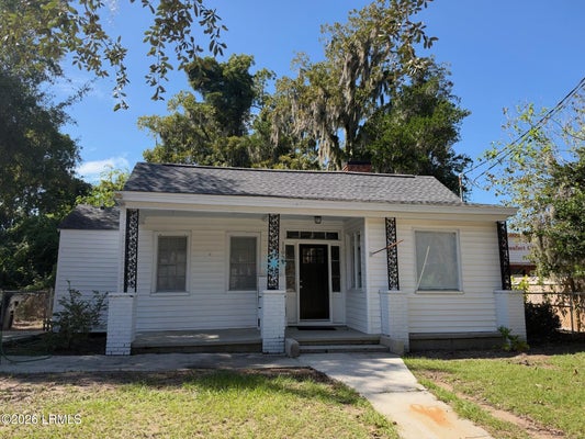 1106 HARRINGTON ST, BEAUFORT, SC 29902 - Image bf30e379e0ece9ee8f5c80e0a4e7bcaa/901176742