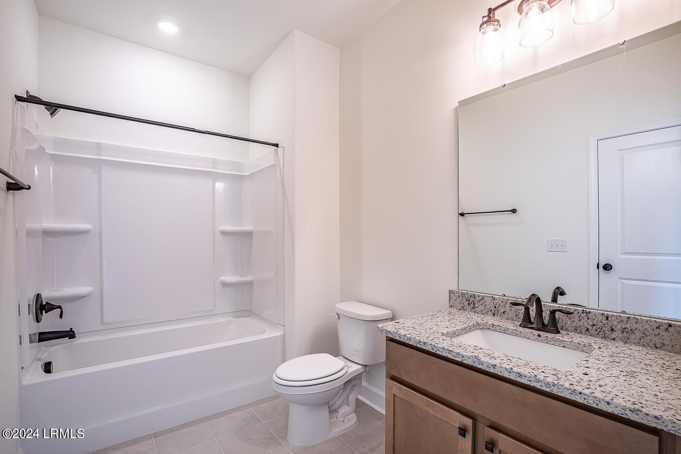 Ridgeland, South Carolina 29936, United States, 3 Bedrooms Bedrooms, ,4 BathroomsBathrooms,Residential,Active,244050