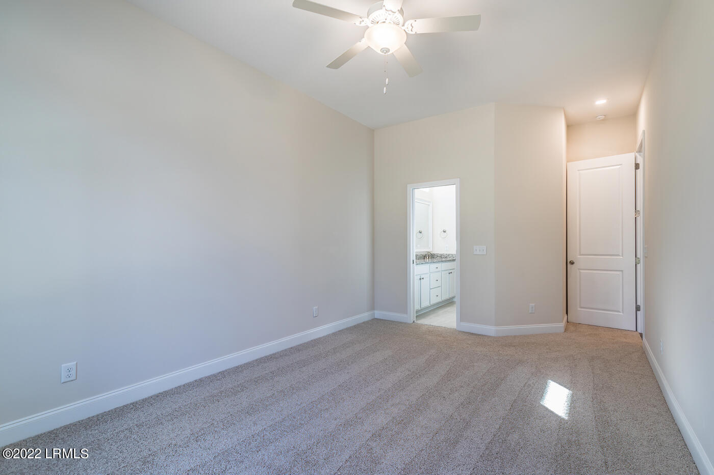 Ridgeland, South Carolina 29936, United States, 3 Bedrooms Bedrooms, ,2 BathroomsBathrooms,Residential,Active,69910