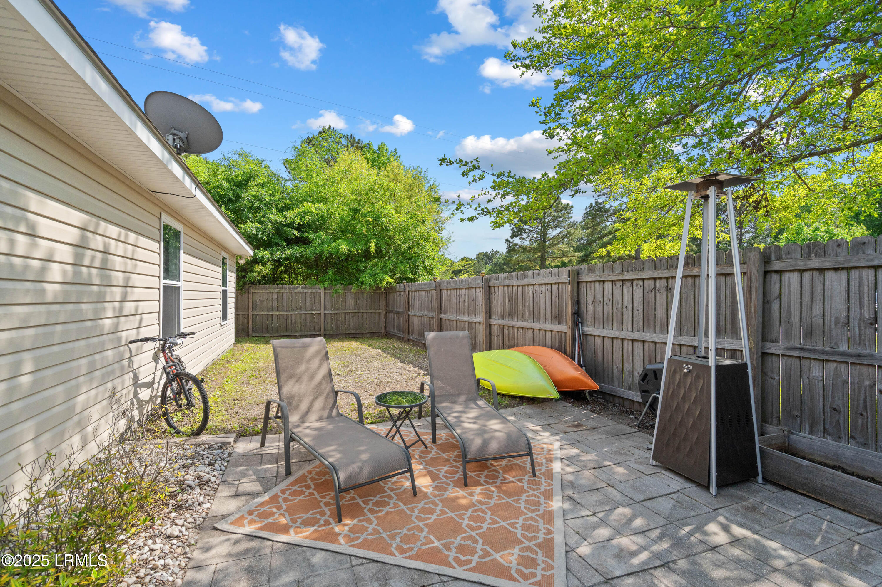 Beaufort, South Carolina 29907, United States, 3 Bedrooms Bedrooms, ,2 BathroomsBathrooms,Residential,Pending,116367