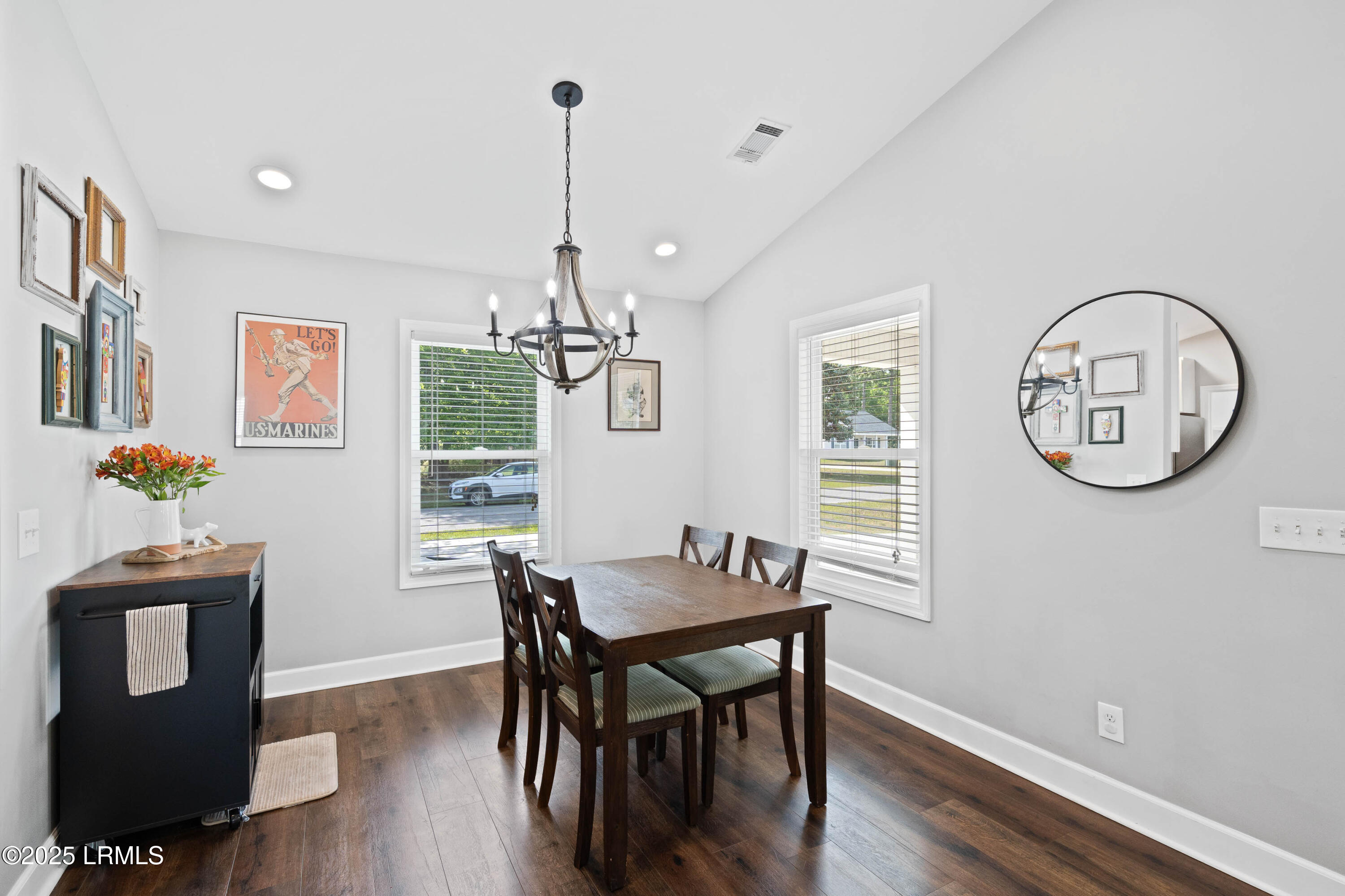 Beaufort, South Carolina 29907, United States, 3 Bedrooms Bedrooms, ,2 BathroomsBathrooms,Residential,Pending,116367