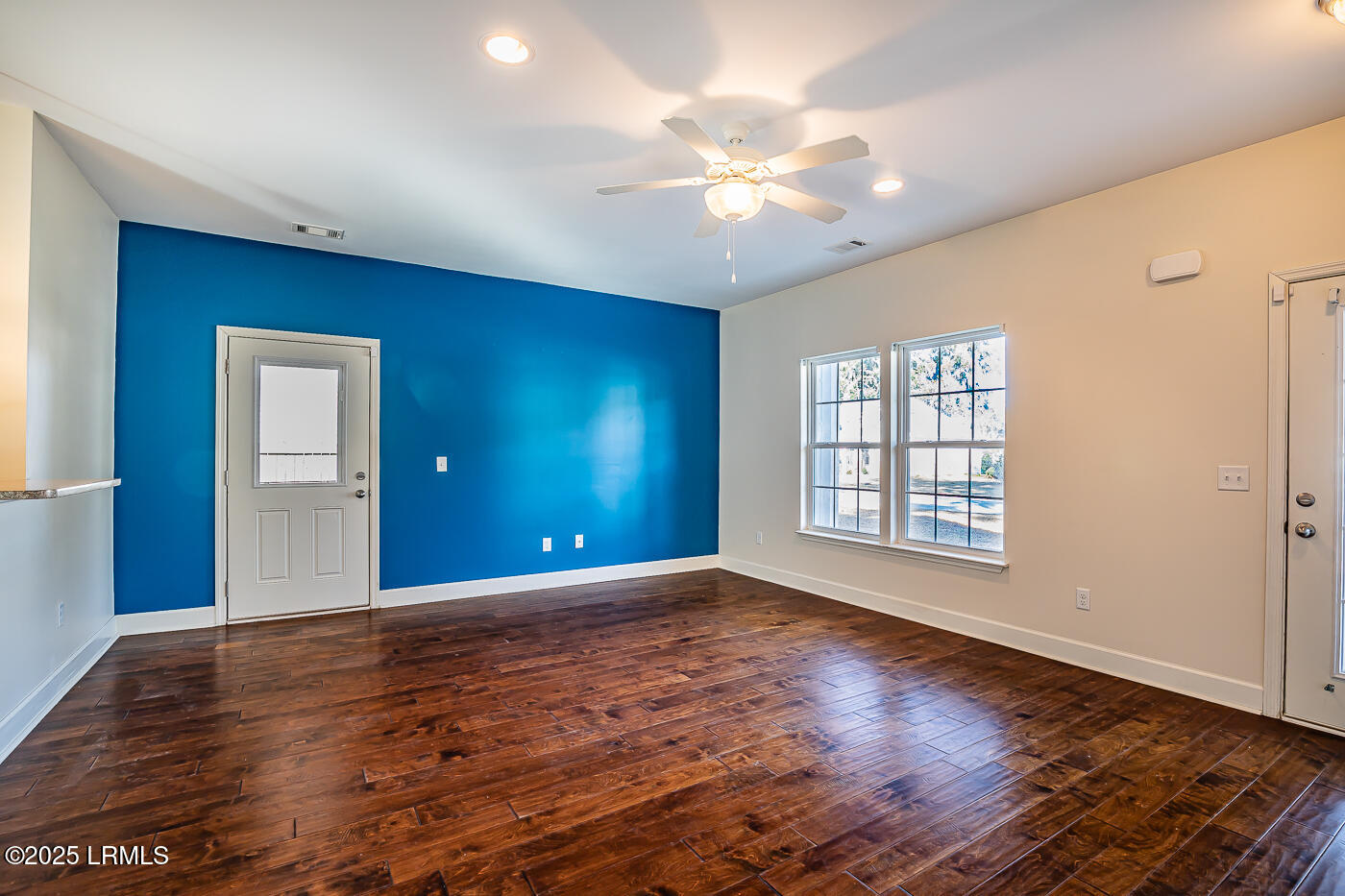 Beaufort, South Carolina 29906, United States, 3 Bedrooms Bedrooms, ,3 BathroomsBathrooms,Residential,Active,10495