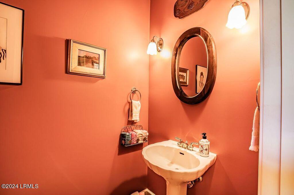 Dataw Island, South Carolina 29920, United States, 4 Bedrooms Bedrooms, ,3 BathroomsBathrooms,Residential,Active,59944