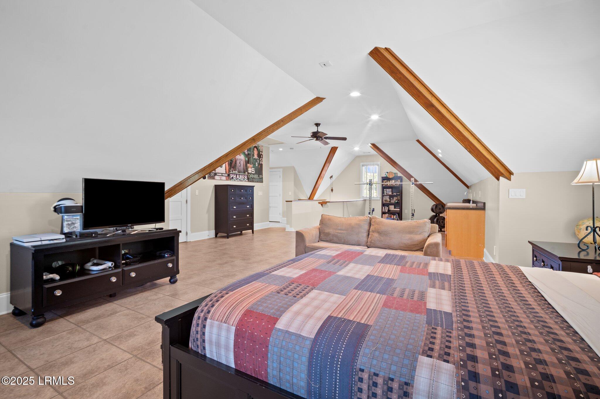 Beaufort, South Carolina 29907, United States, 5 Bedrooms Bedrooms, ,5 BathroomsBathrooms,Residential,Active,166486