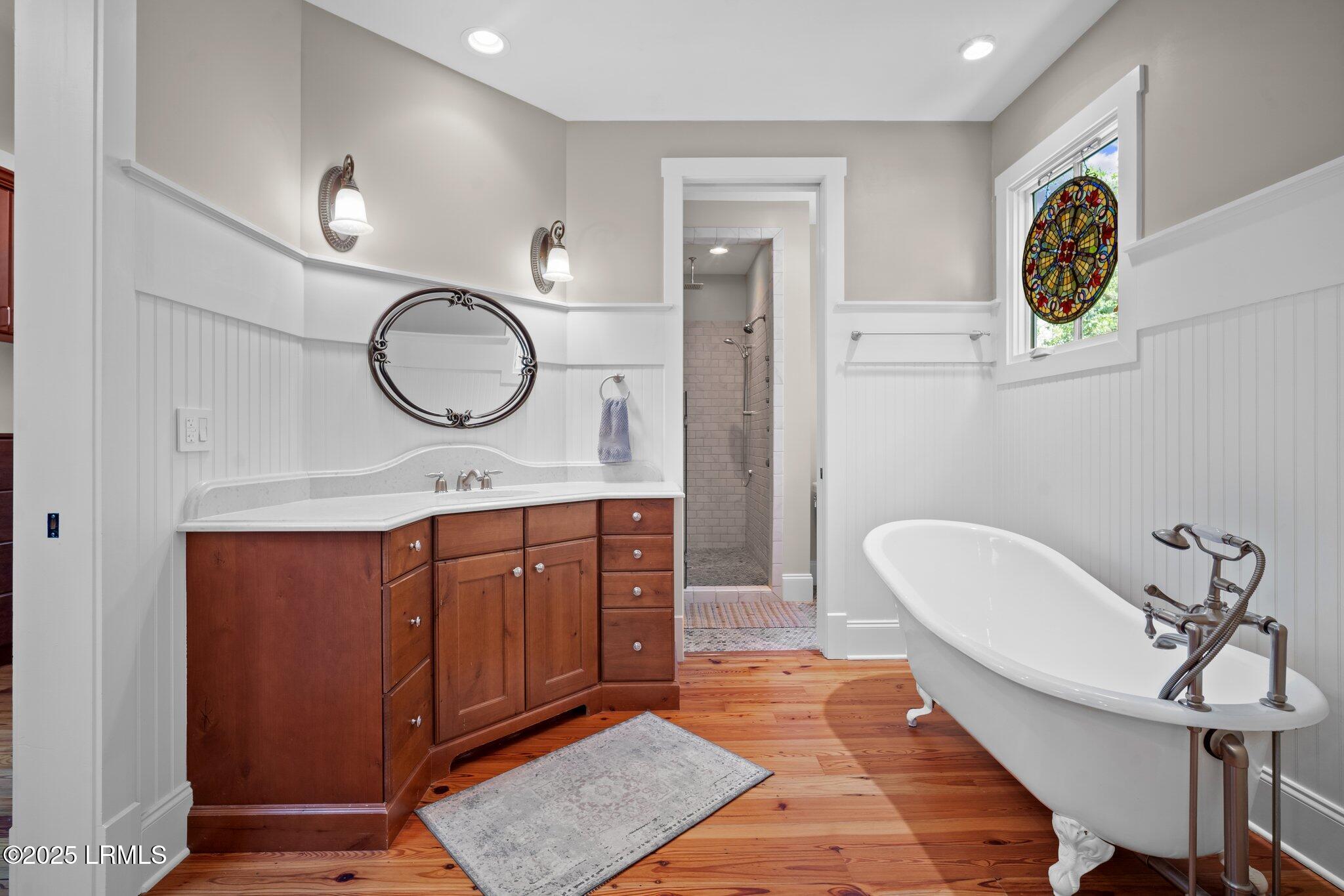 Beaufort, South Carolina 29907, United States, 5 Bedrooms Bedrooms, ,5 BathroomsBathrooms,Residential,Active,166486