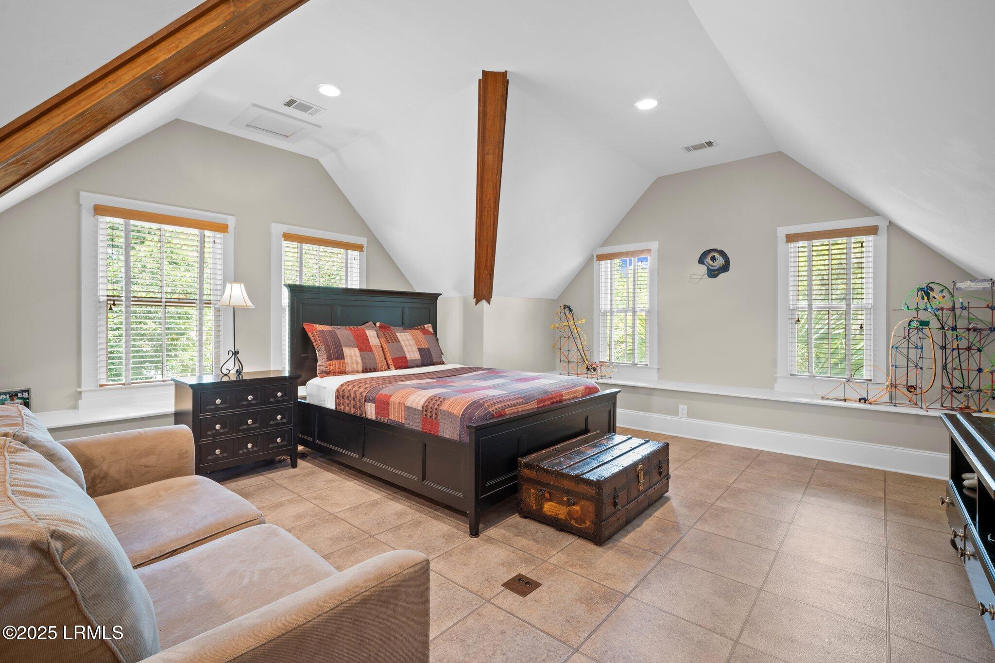 Beaufort, South Carolina 29907, United States, 5 Bedrooms Bedrooms, ,5 BathroomsBathrooms,Residential,Active,166486