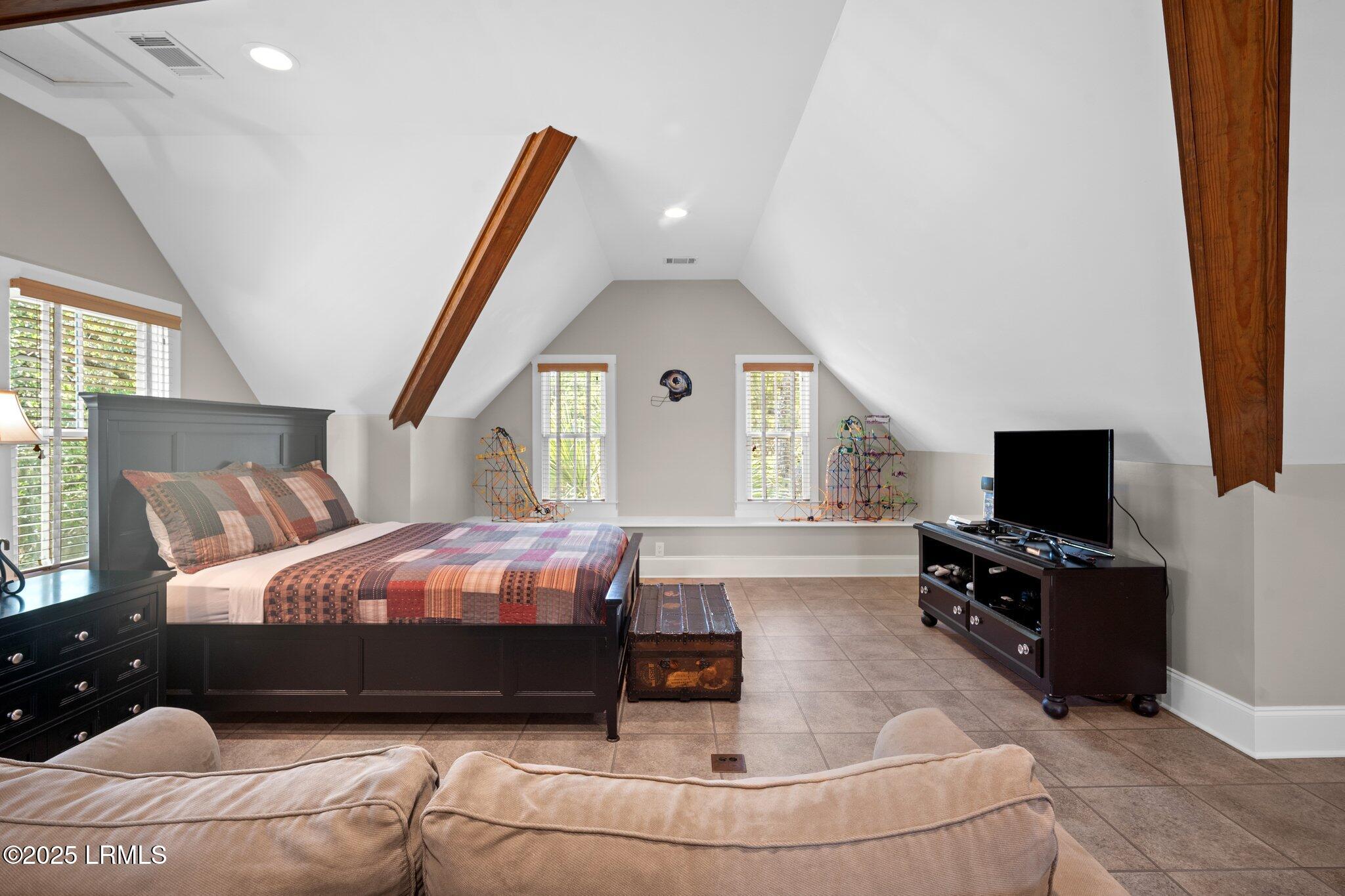 Beaufort, South Carolina 29907, United States, 5 Bedrooms Bedrooms, ,5 BathroomsBathrooms,Residential,Active,166486