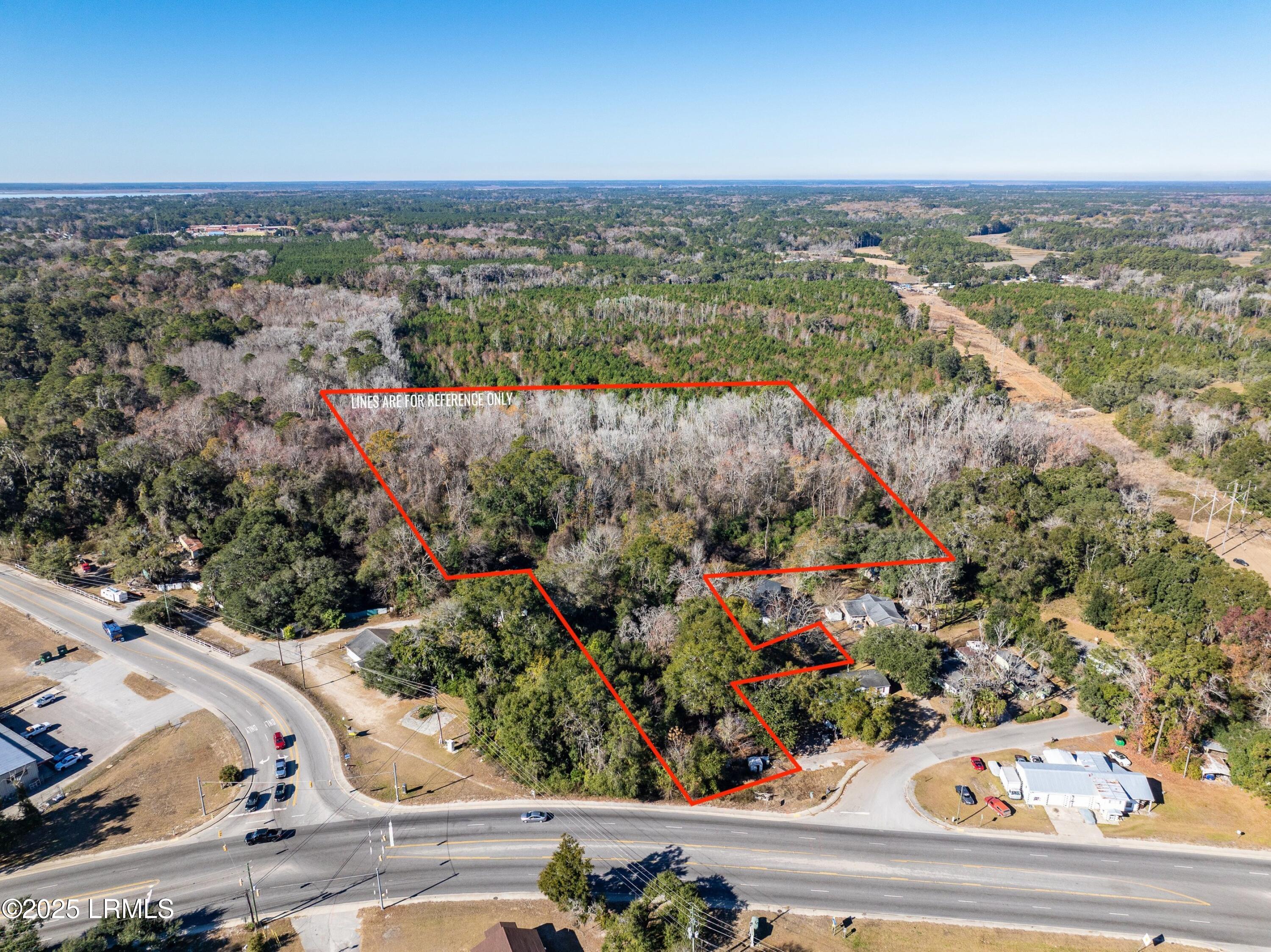 82 Broad River Boulevard B