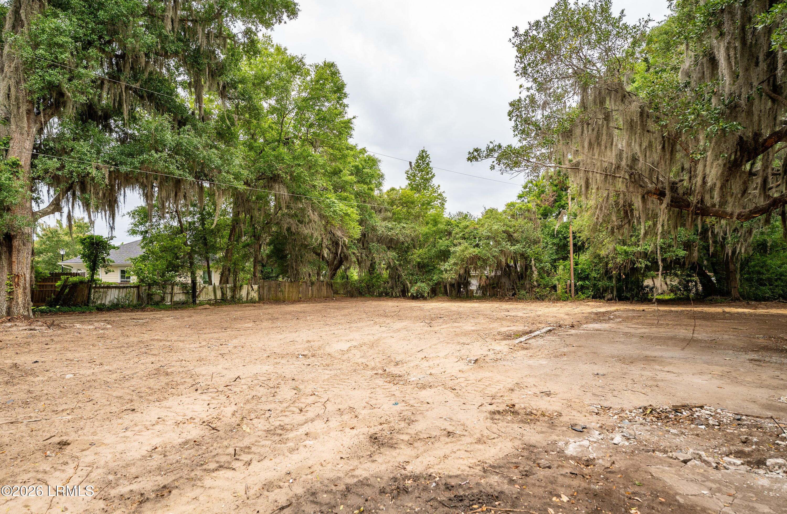 1610 Ribaut Road