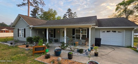 Photo for 705 Holly Street W