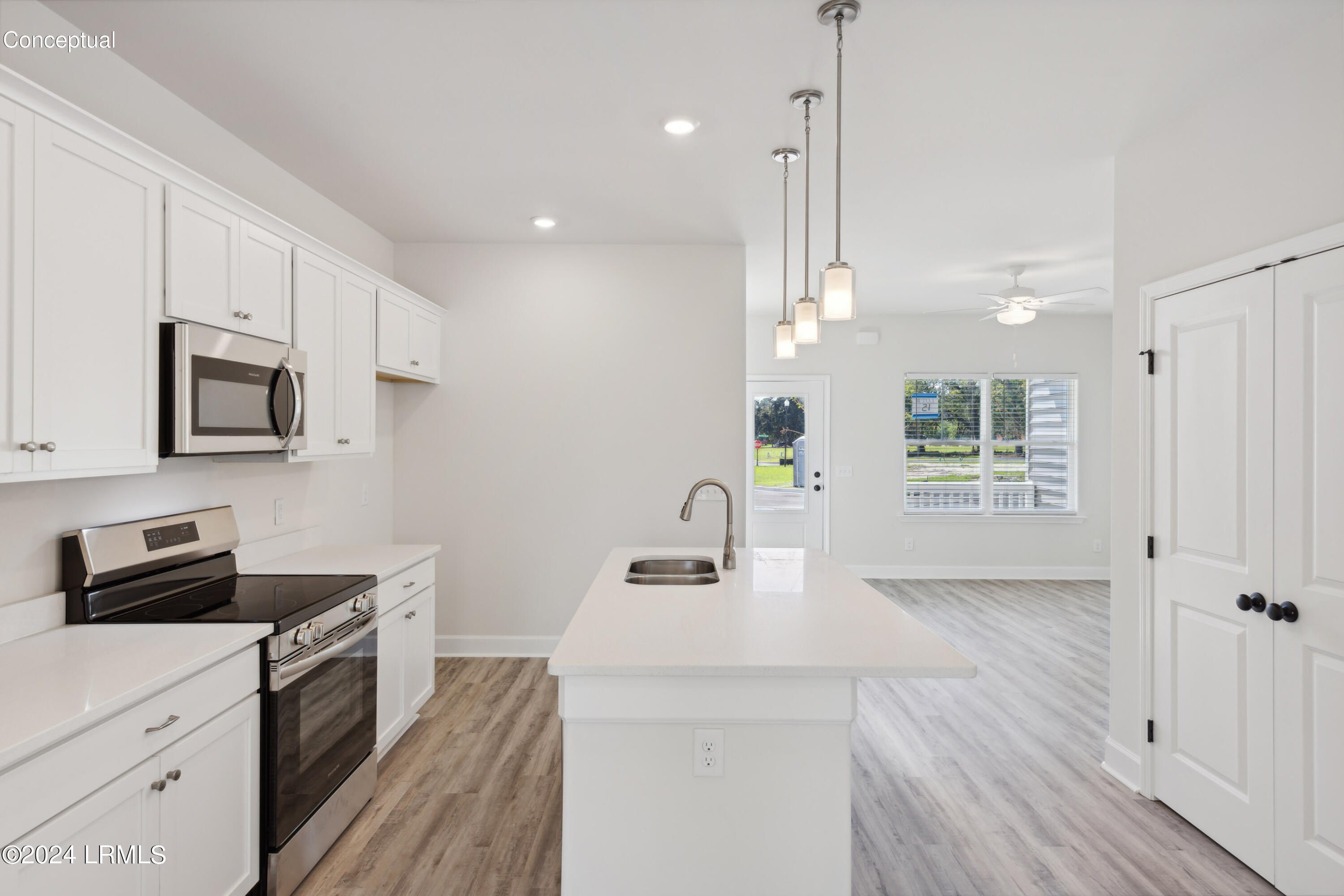 Ridgeland, South Carolina 29936, United States, 3 Bedrooms Bedrooms, ,3 BathroomsBathrooms,Residential,Active,38514