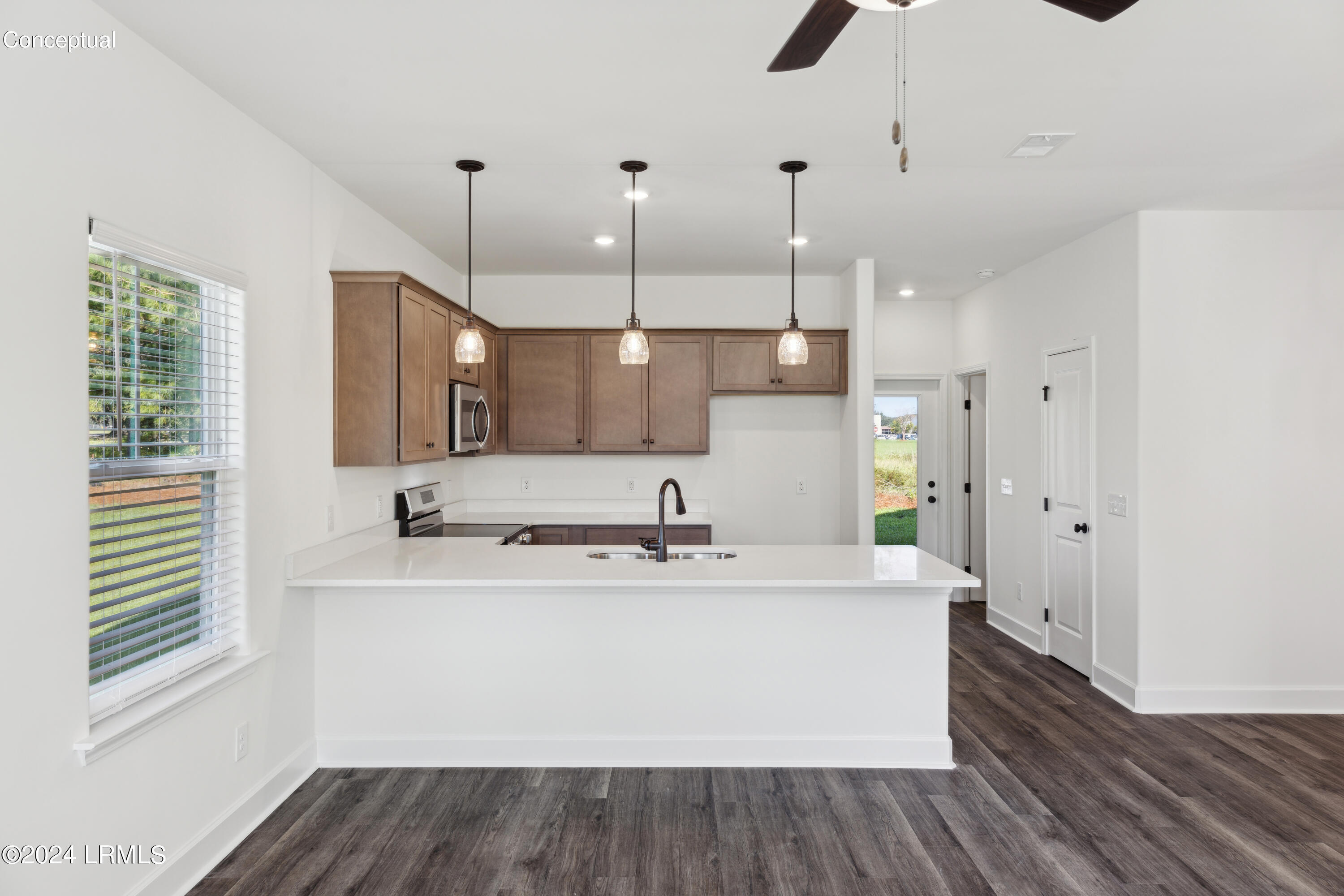 Ridgeland, South Carolina 29936, United States, 3 Bedrooms Bedrooms, ,3 BathroomsBathrooms,Residential,Pending,38516