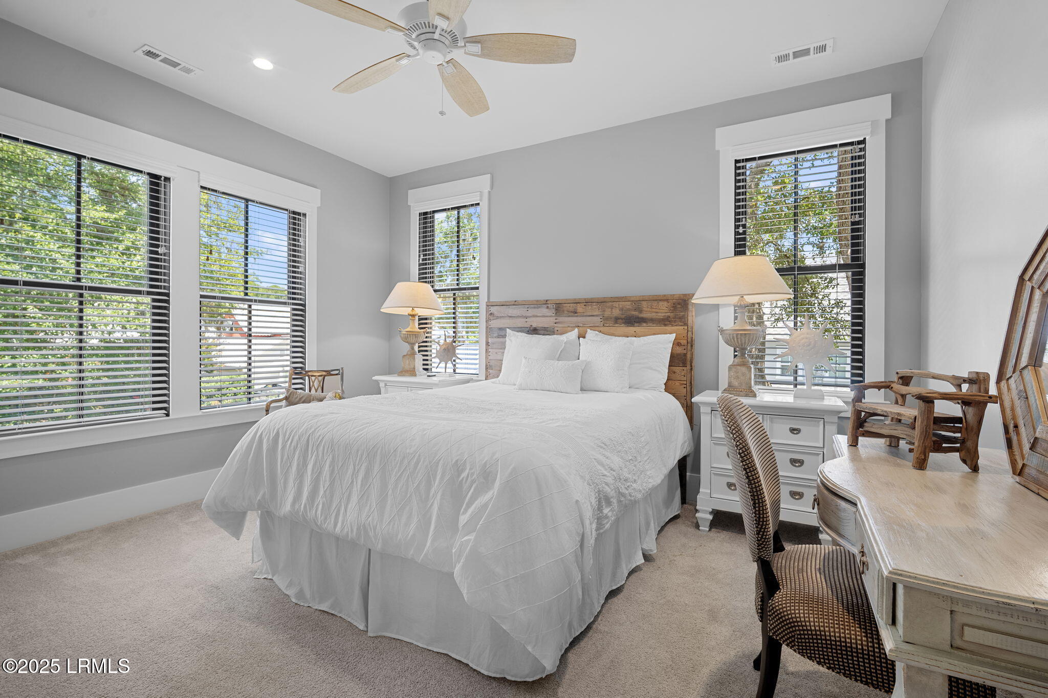 Beaufort, South Carolina 29907, United States, 3 Bedrooms Bedrooms, ,4 BathroomsBathrooms,Residential,Active,178931