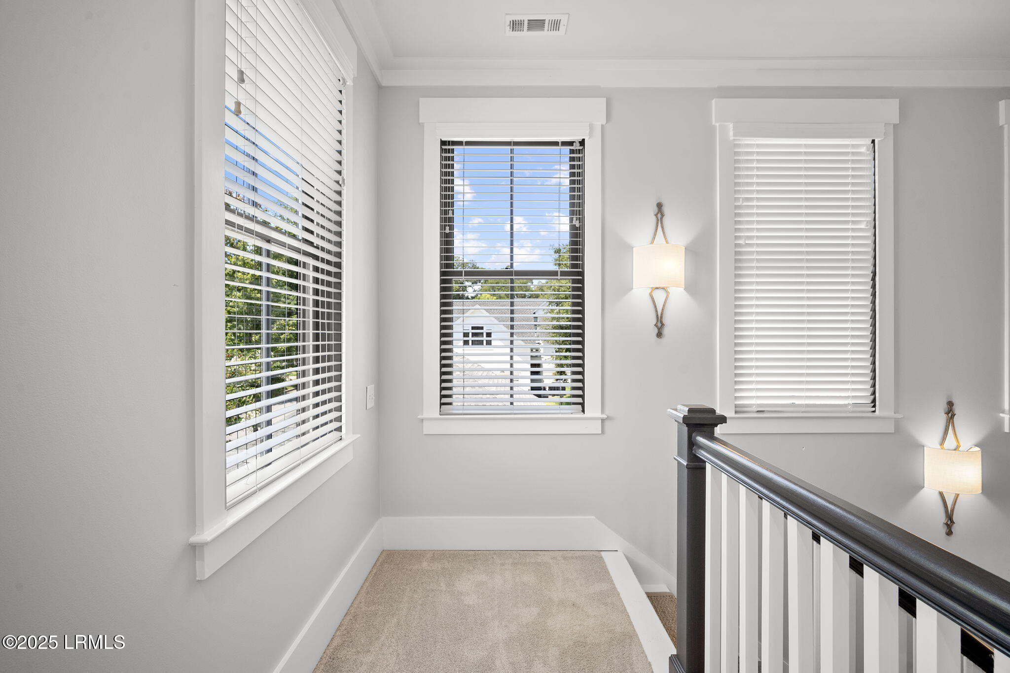 Beaufort, South Carolina 29907, United States, 3 Bedrooms Bedrooms, ,4 BathroomsBathrooms,Residential,Active,178931