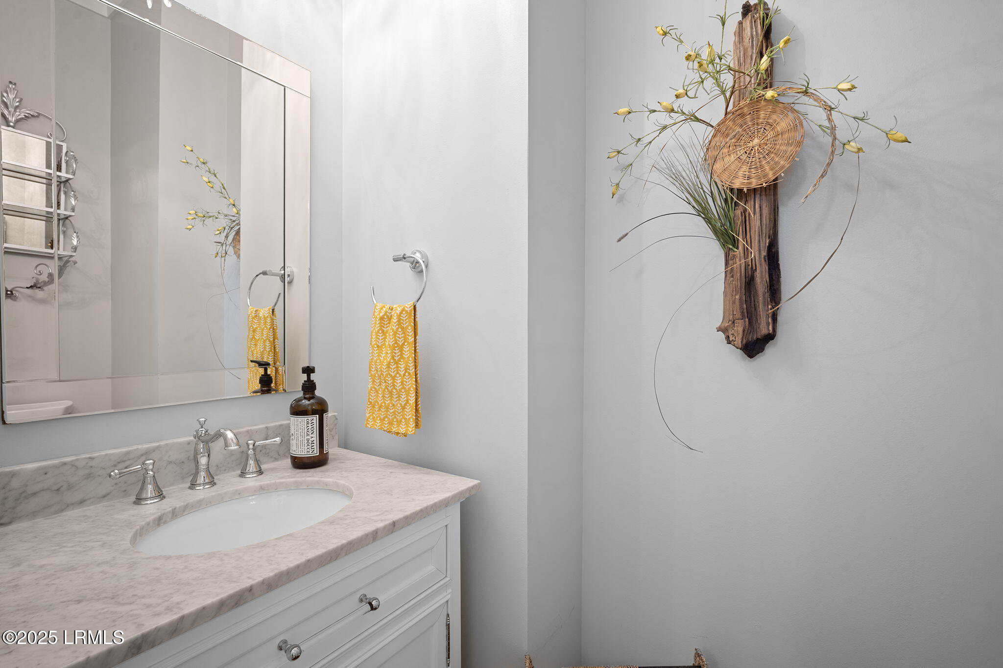 Beaufort, South Carolina 29907, United States, 3 Bedrooms Bedrooms, ,4 BathroomsBathrooms,Residential,Active,178931