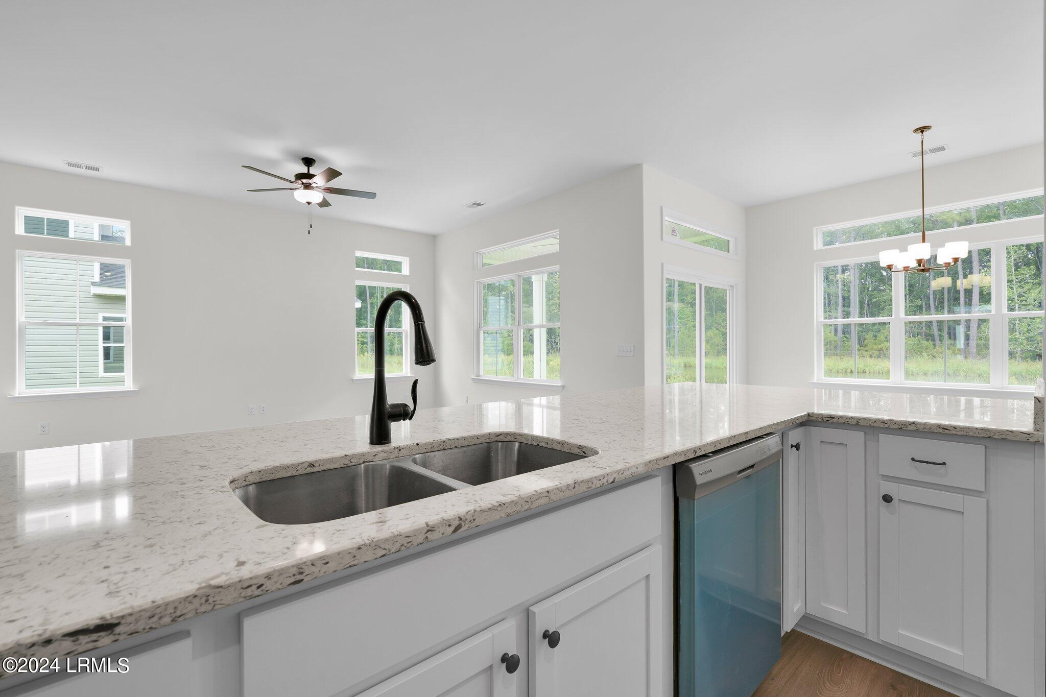 Ridgeland, South Carolina 29936, United States, 3 Bedrooms Bedrooms, ,2 BathroomsBathrooms,Residential,Active,69852