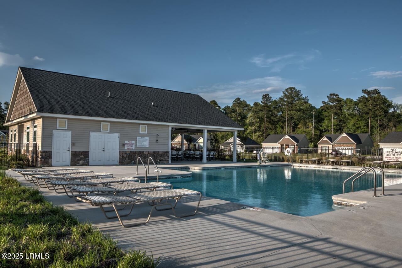 Ridgeland, South Carolina 29936, United States, 3 Bedrooms Bedrooms, ,2 BathroomsBathrooms,Residential,Active,69852