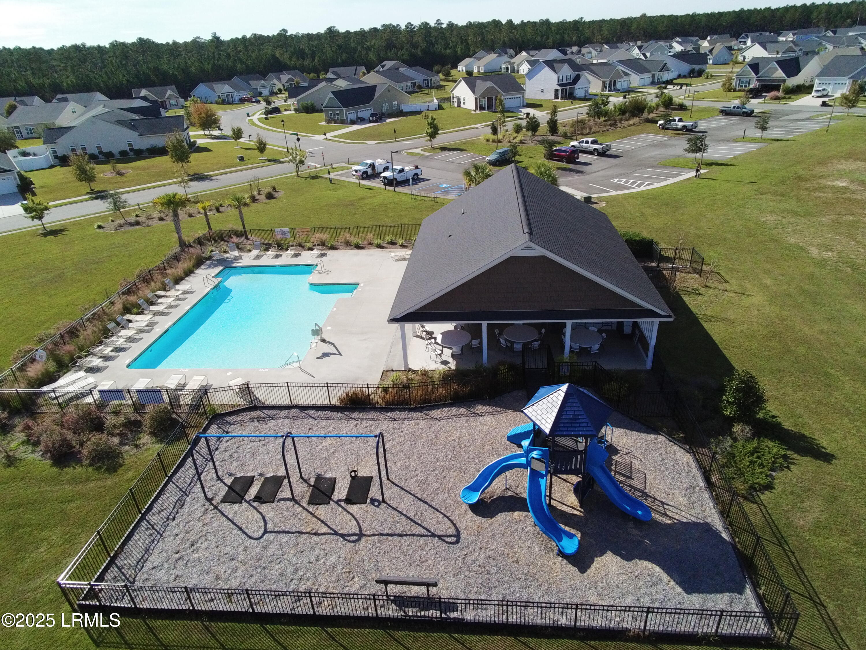 Ridgeland, South Carolina 29936, United States, 3 Bedrooms Bedrooms, ,2 BathroomsBathrooms,Residential,Active,69852