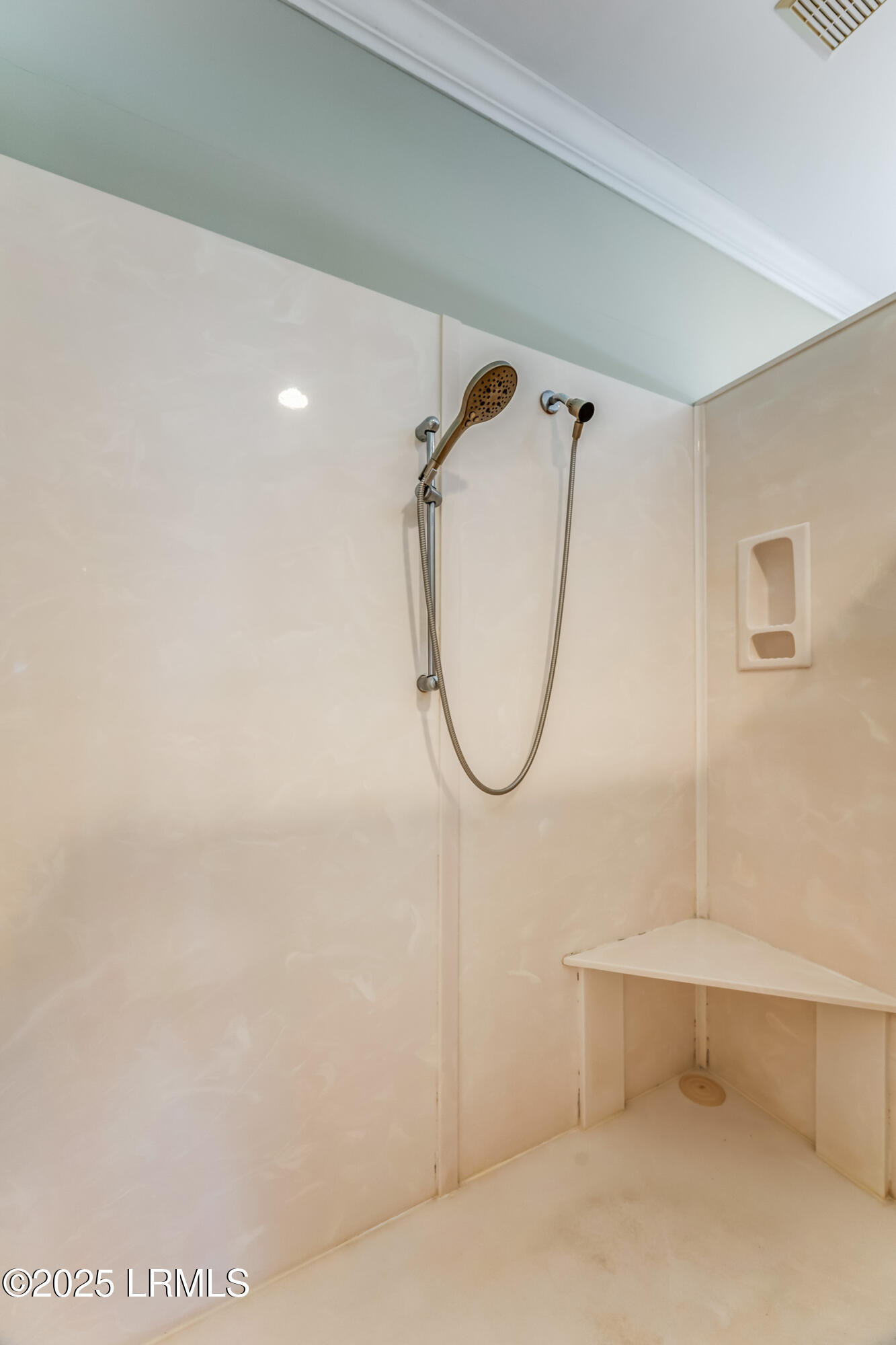 Beaufort, South Carolina 29907, United States, 4 Bedrooms Bedrooms, ,5 BathroomsBathrooms,Residential,Active,17495