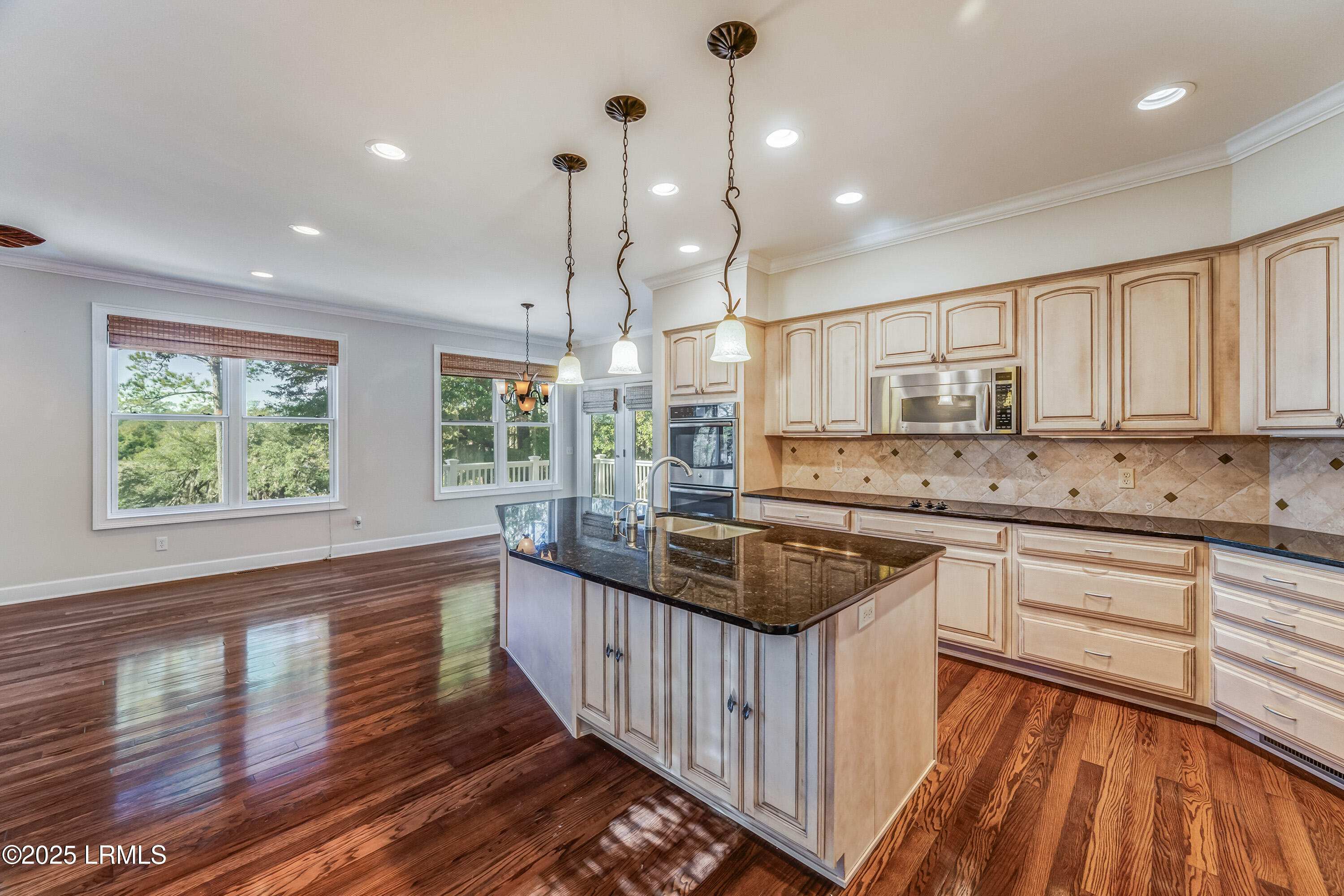 Beaufort, South Carolina 29907, United States, 4 Bedrooms Bedrooms, ,5 BathroomsBathrooms,Residential,Active,17495