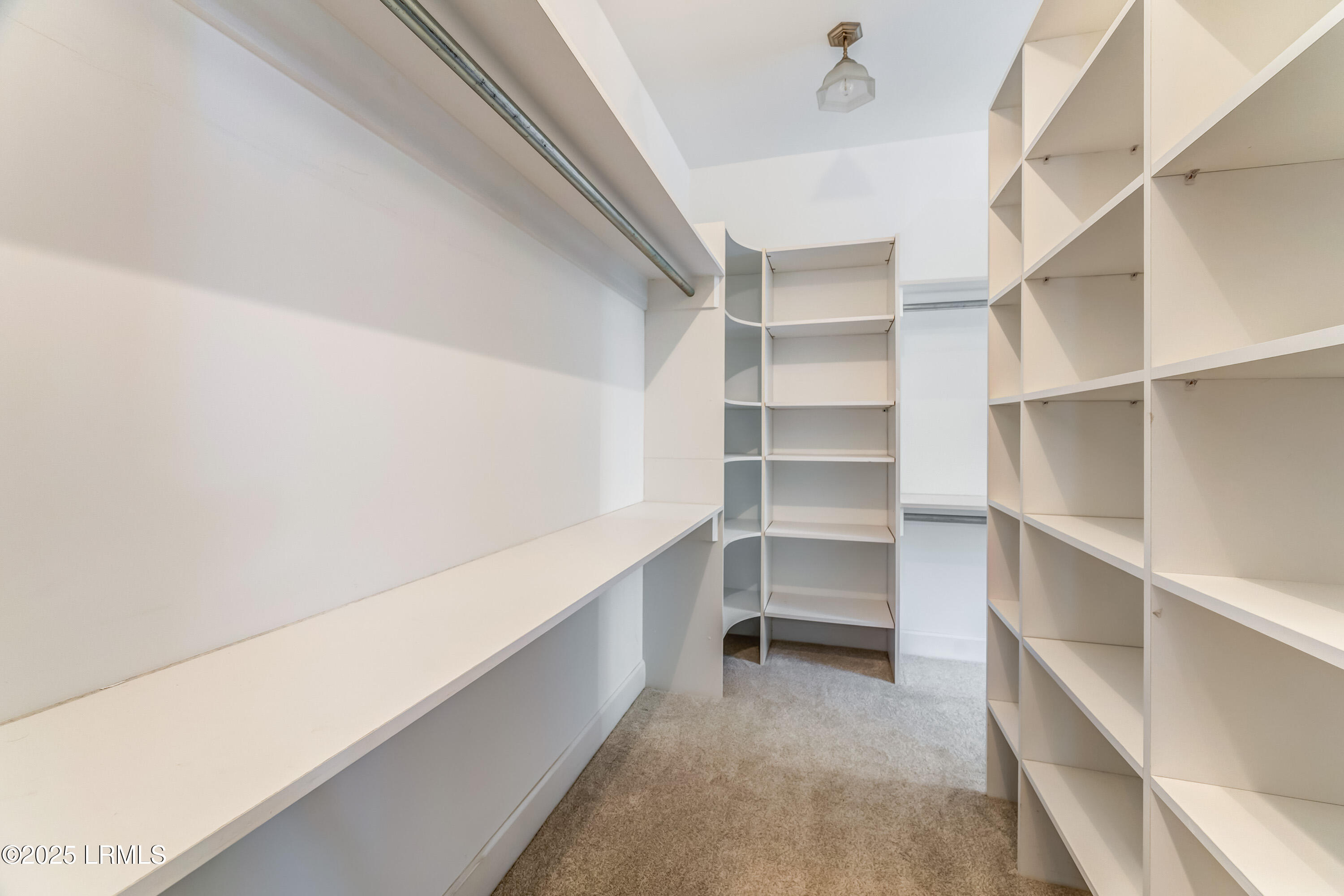 Beaufort, South Carolina 29907, United States, 4 Bedrooms Bedrooms, ,5 BathroomsBathrooms,Residential,Active,17495