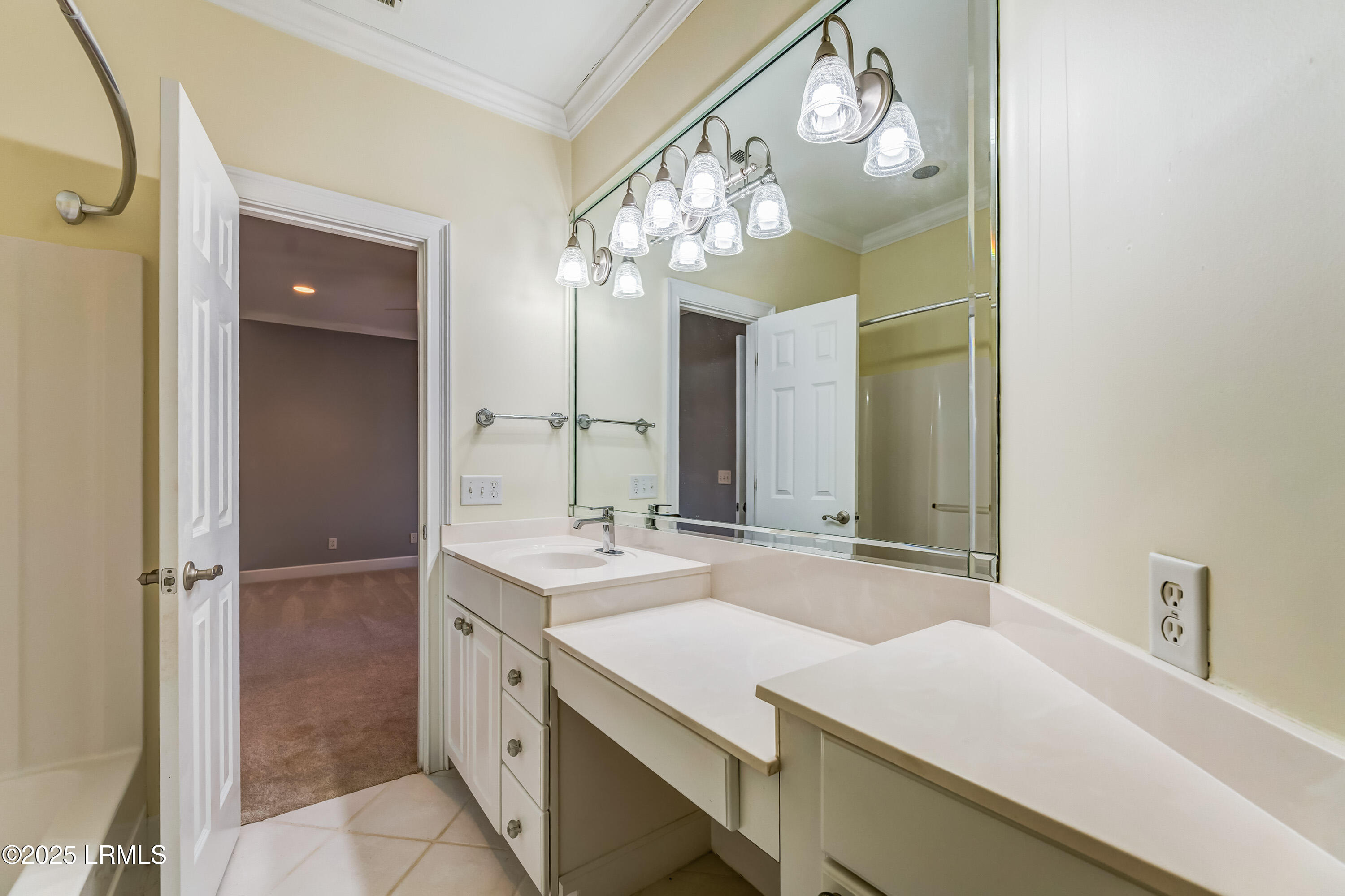 Beaufort, South Carolina 29907, United States, 4 Bedrooms Bedrooms, ,5 BathroomsBathrooms,Residential,Active,17495