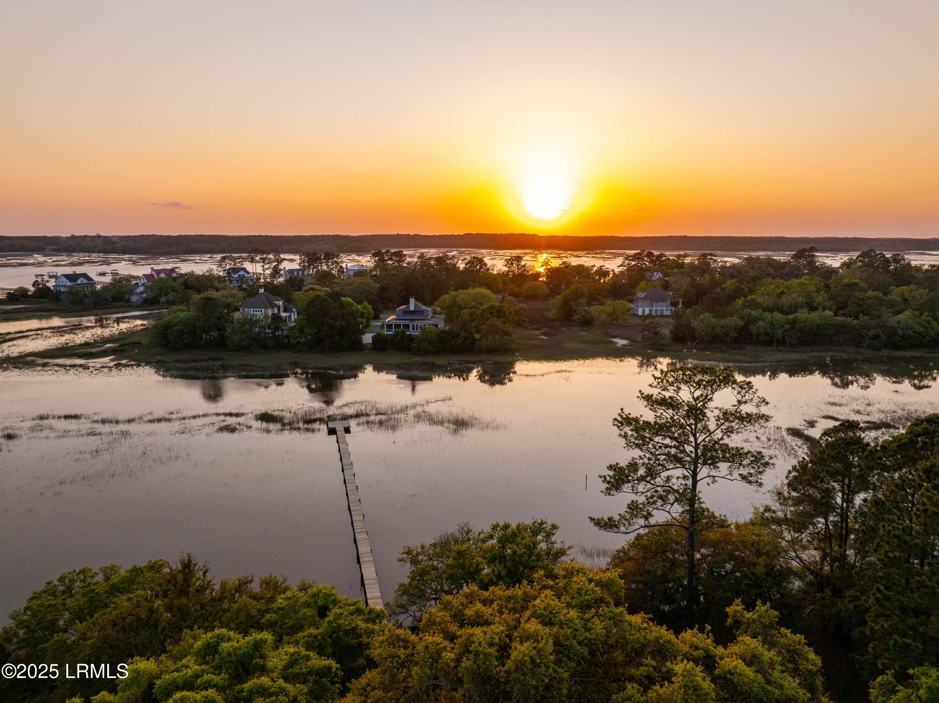 Beaufort, South Carolina 29907, United States, 4 Bedrooms Bedrooms, ,5 BathroomsBathrooms,Residential,Active,17495
