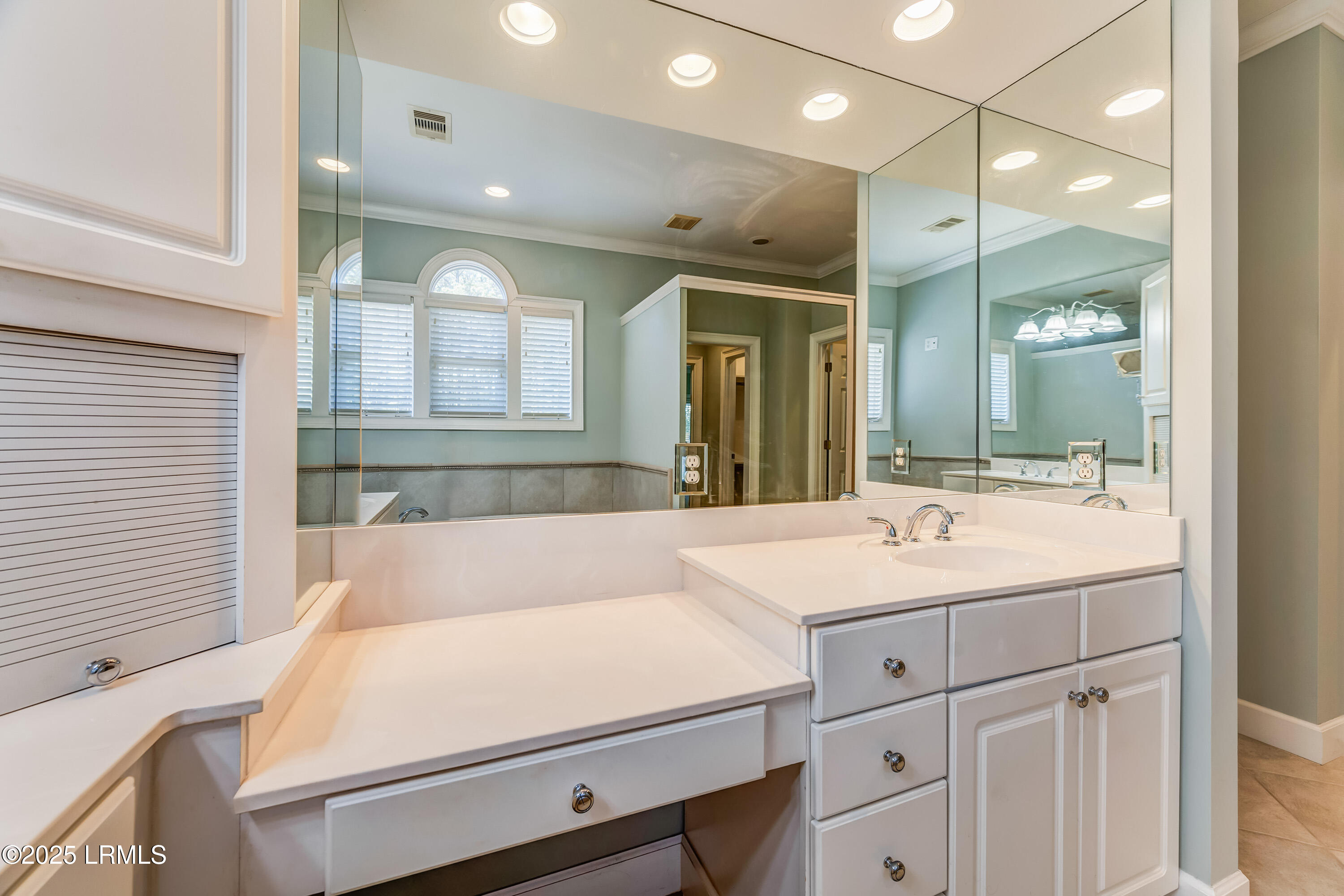 Beaufort, South Carolina 29907, United States, 4 Bedrooms Bedrooms, ,5 BathroomsBathrooms,Residential,Active,17495