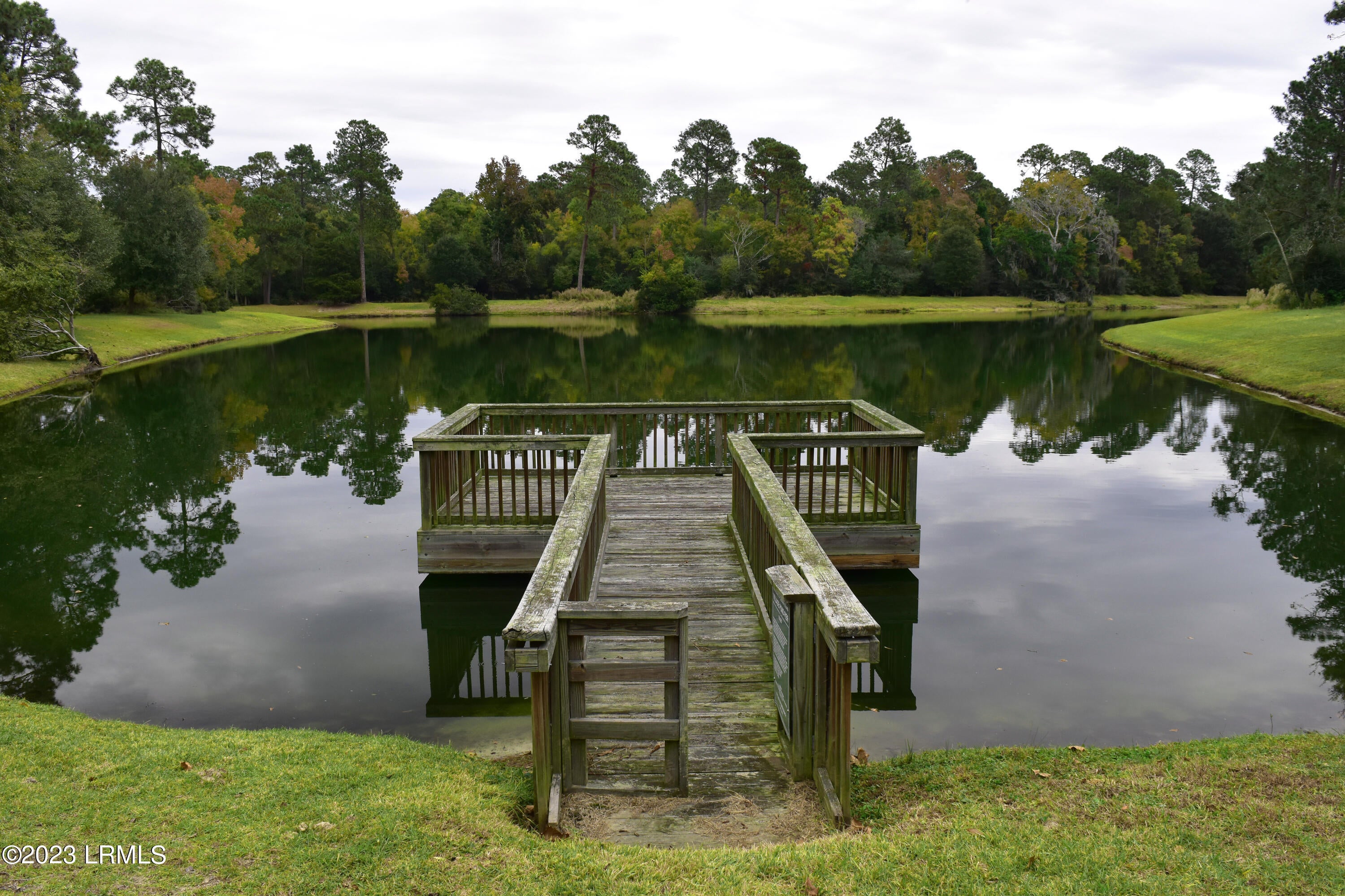 435 Distant Island Drive