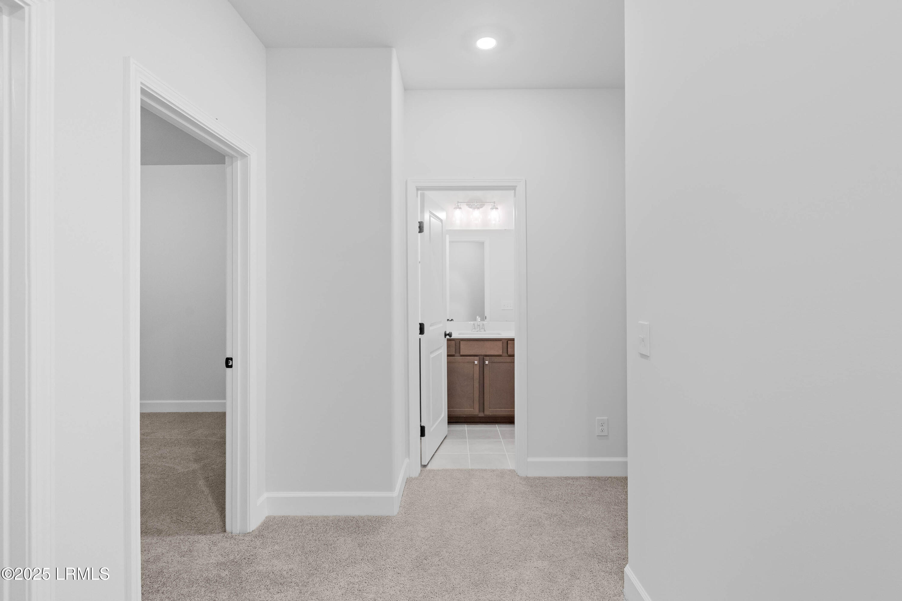 Ridgeland, South Carolina 29936, United States, 3 Bedrooms Bedrooms, ,3 BathroomsBathrooms,Residential,Active,212414