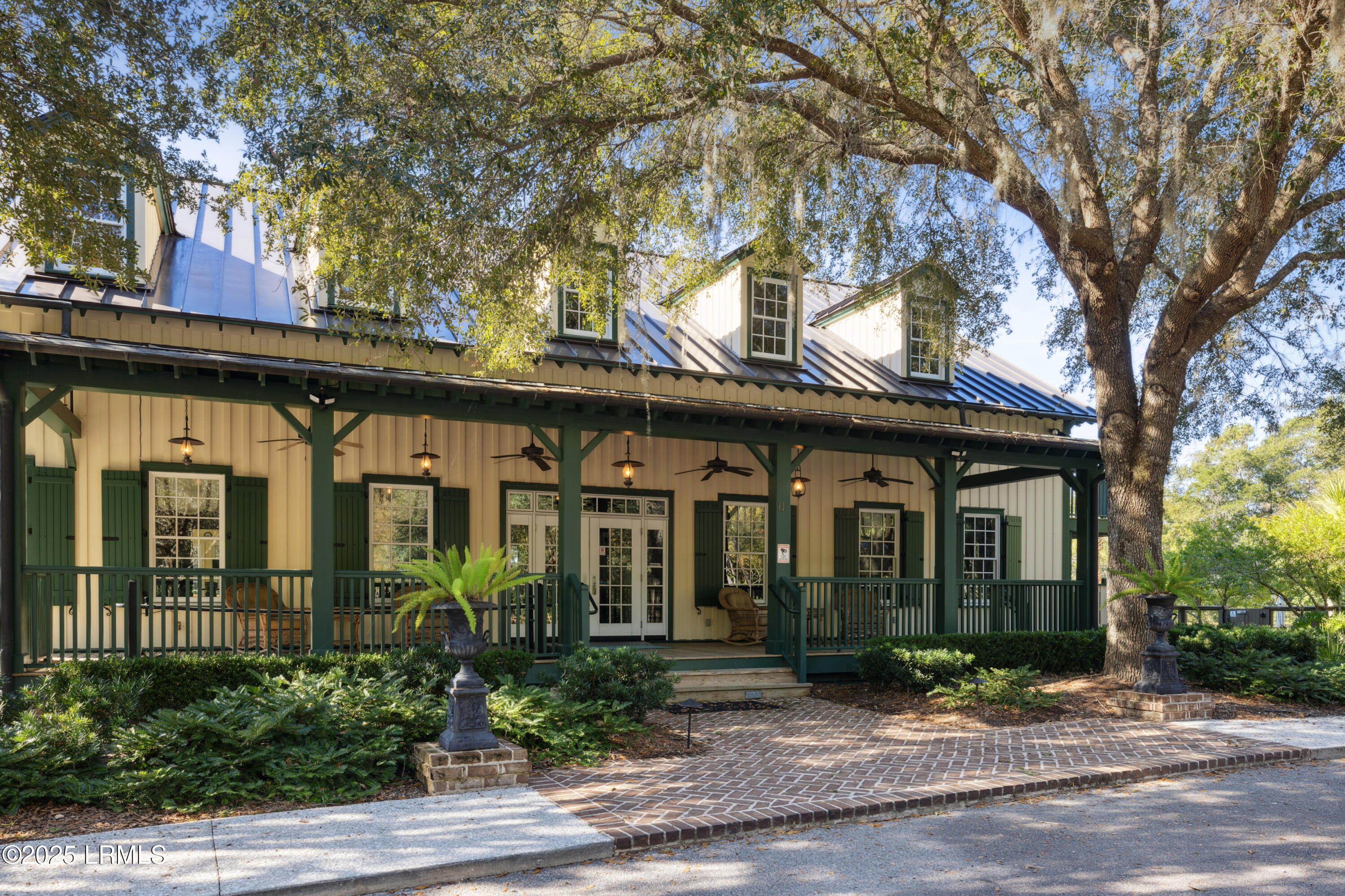Seabrook, South Carolina 29940, United States, 4 Bedrooms Bedrooms, ,3 BathroomsBathrooms,Residential,Active,196213