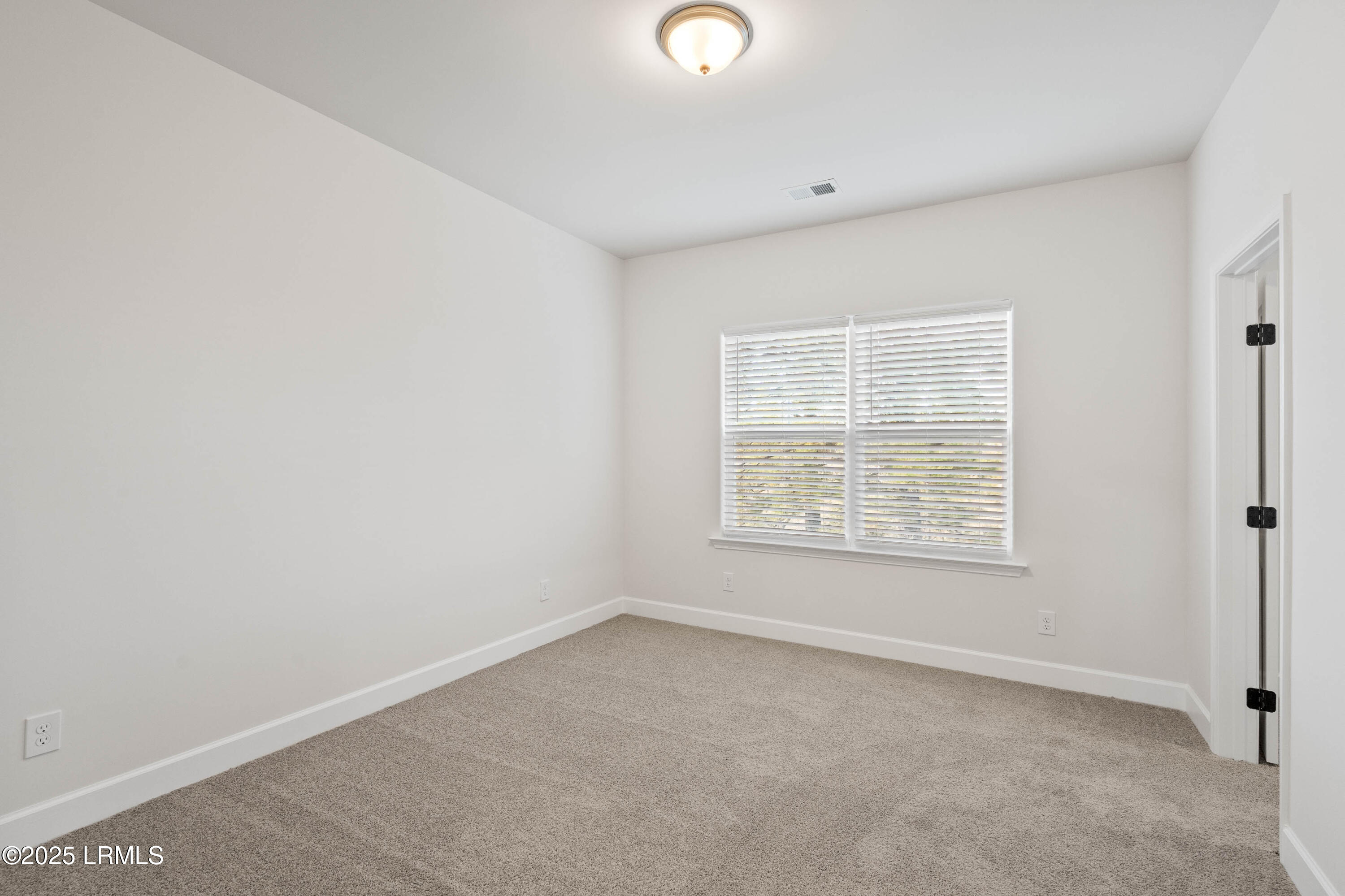 Ridgeland, South Carolina 29936, United States, 3 Bedrooms Bedrooms, ,3 BathroomsBathrooms,Residential,Active,78913