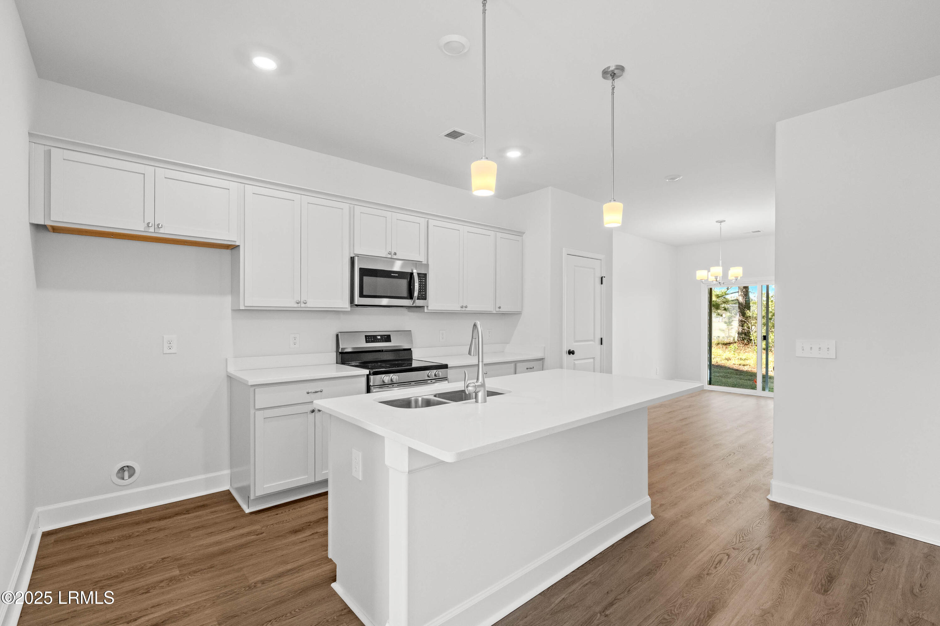 Ridgeland, South Carolina 29936, United States, 3 Bedrooms Bedrooms, ,3 BathroomsBathrooms,Residential,Active,78913