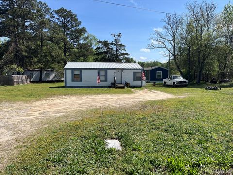 Photo of 611 county road 165, Opelika, AL 36804 (MLS # 585314)