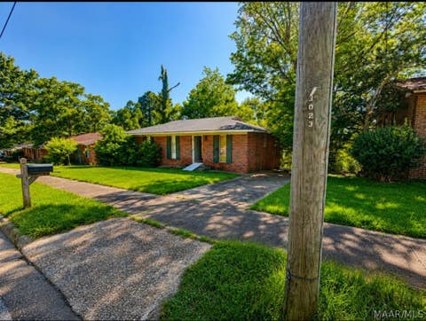 Photo of 3019 George B Edmondson Drive, Montgomery, AL 36110 (MLS # 588143)