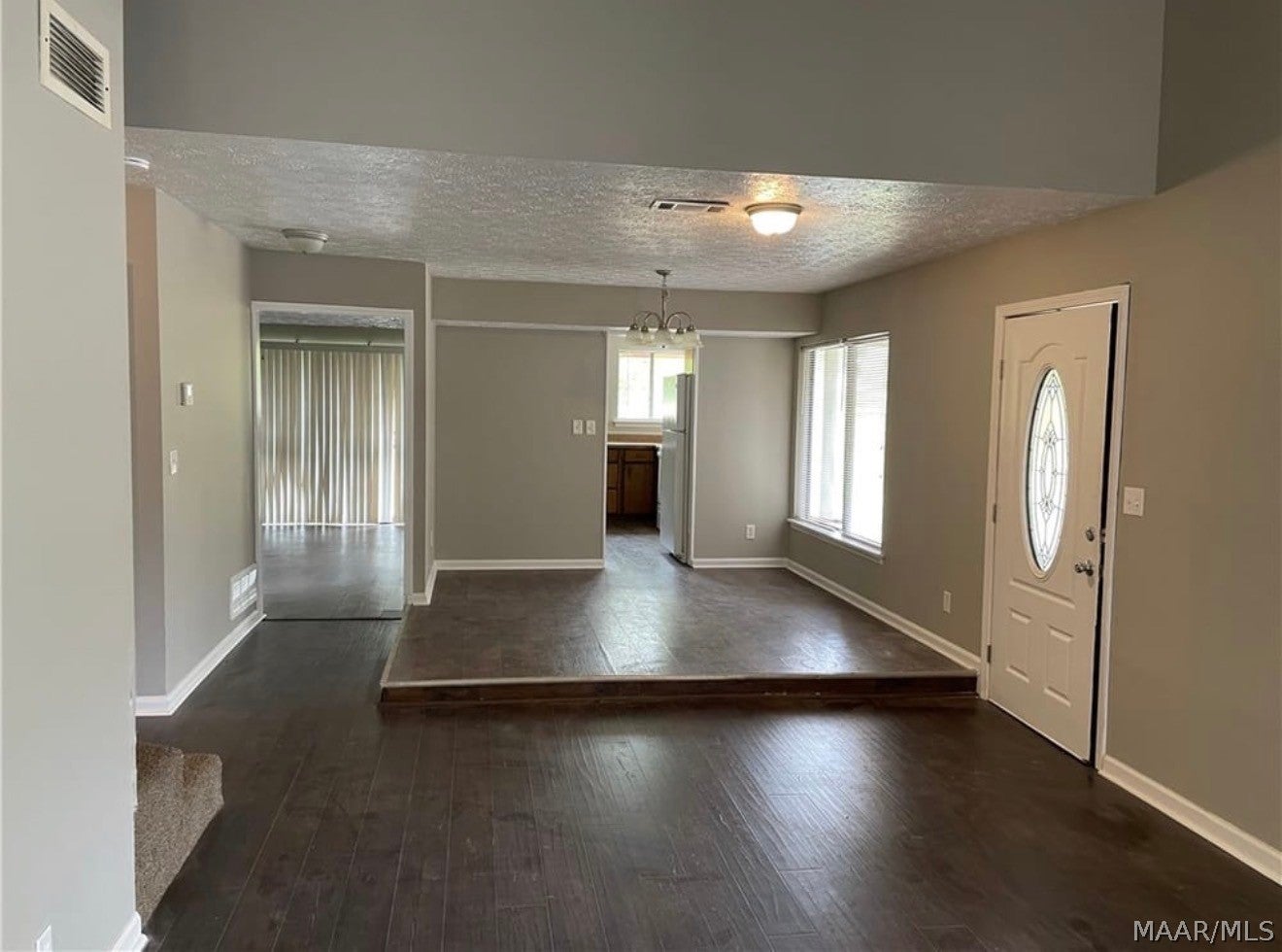 2916 Halifax Court - Photo 2