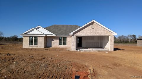 Photo of 3141 landing Lane, Deatsville, AL 36022 (MLS # 582979)